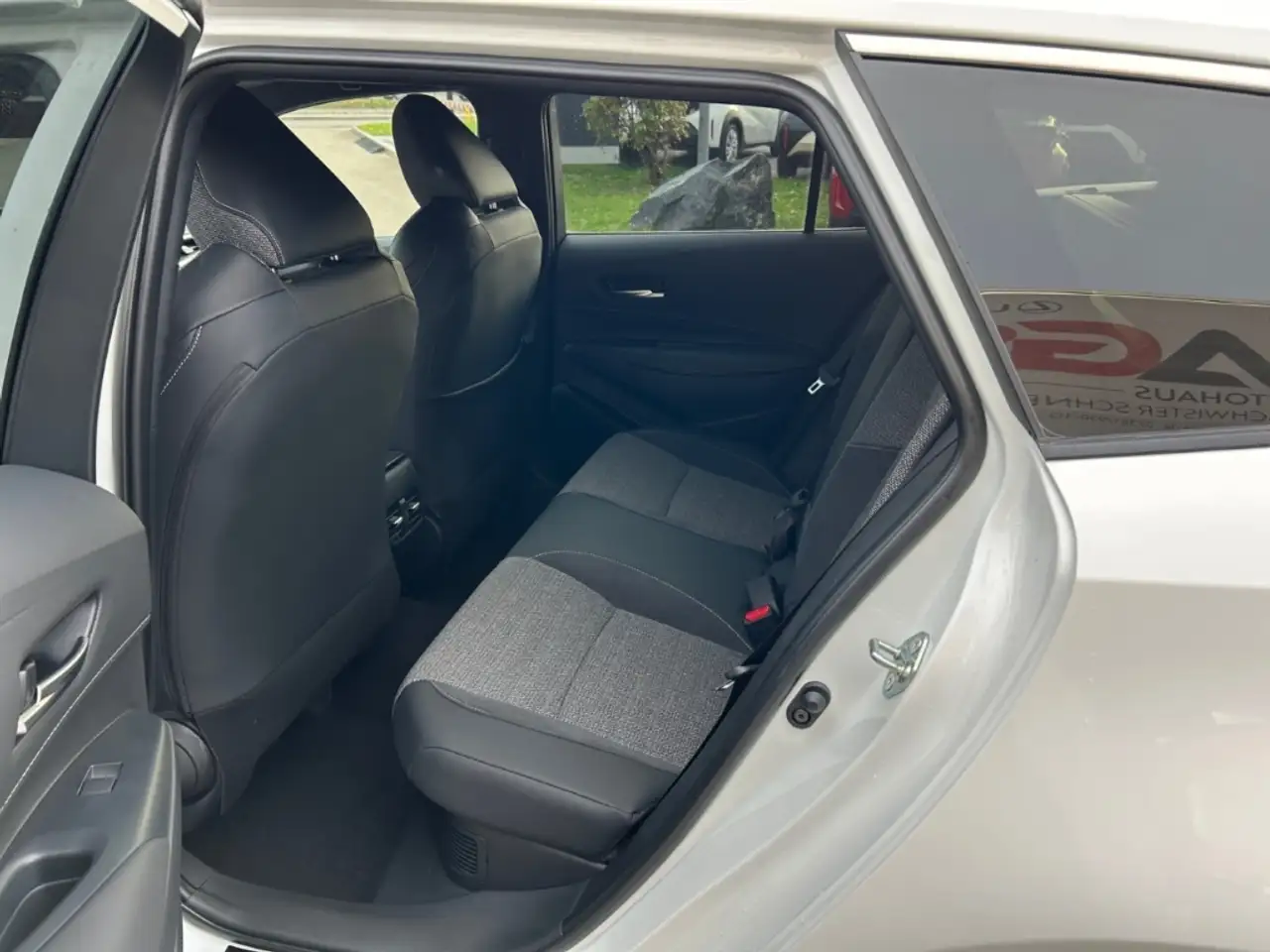 Toyota Corolla Touring Sports Hybrid 2,0L Teamplayer 12