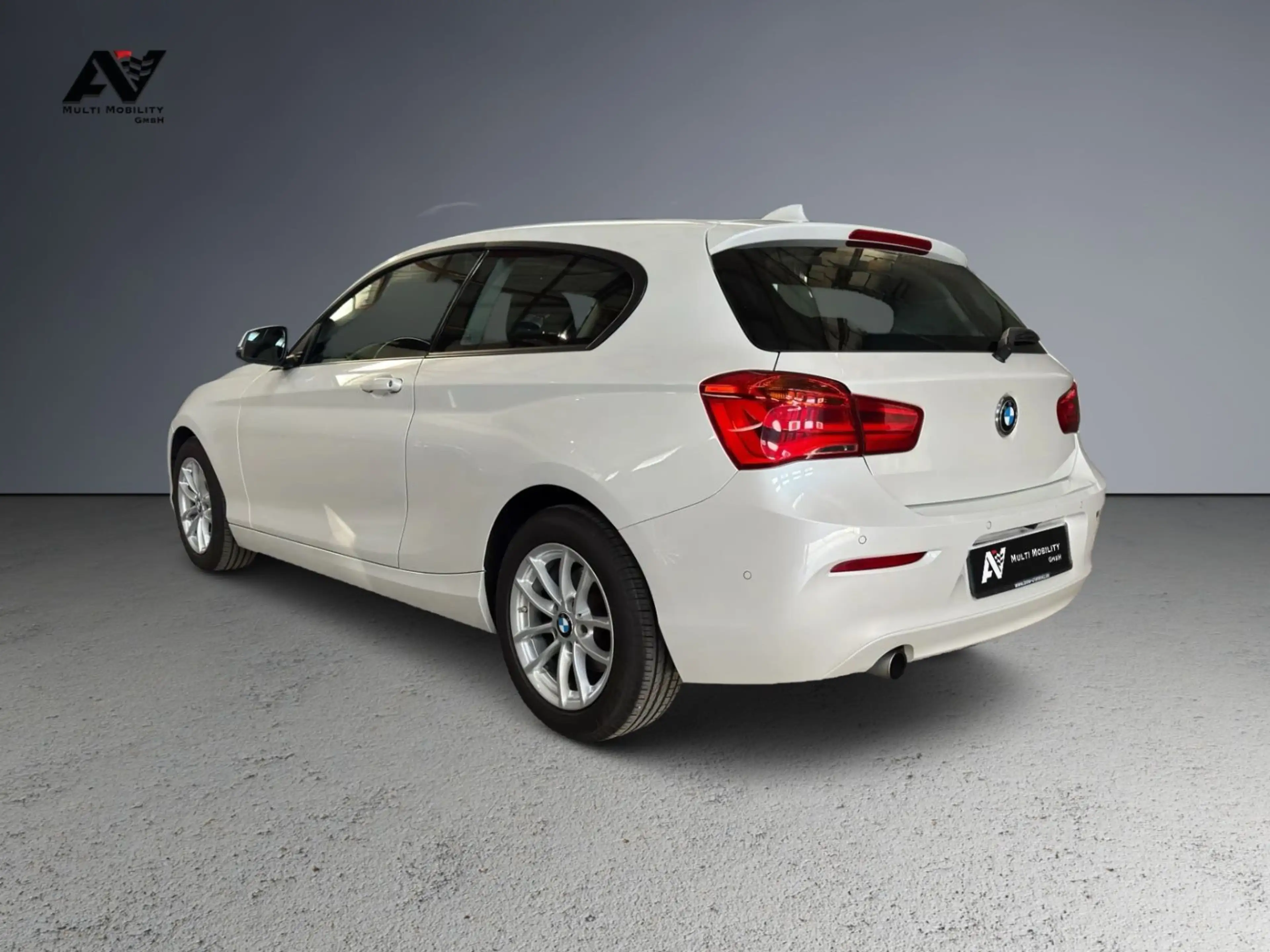 BMW 118 Lim. 118 i Adv. LED/Schiebedach/Memory/SHZ/SpurH — photo 3