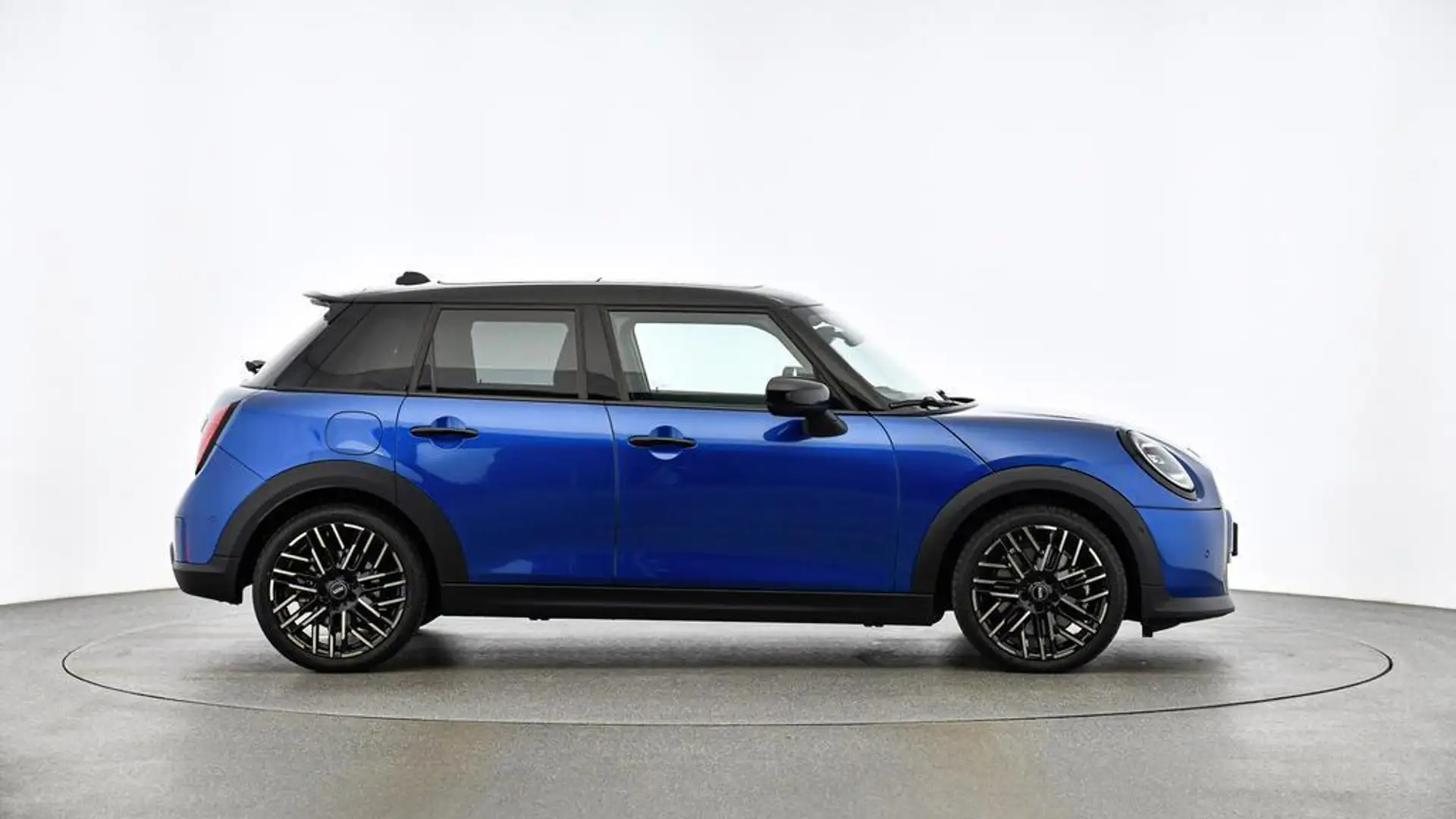 MINI Cooper S Favoured Trim Blau - 2