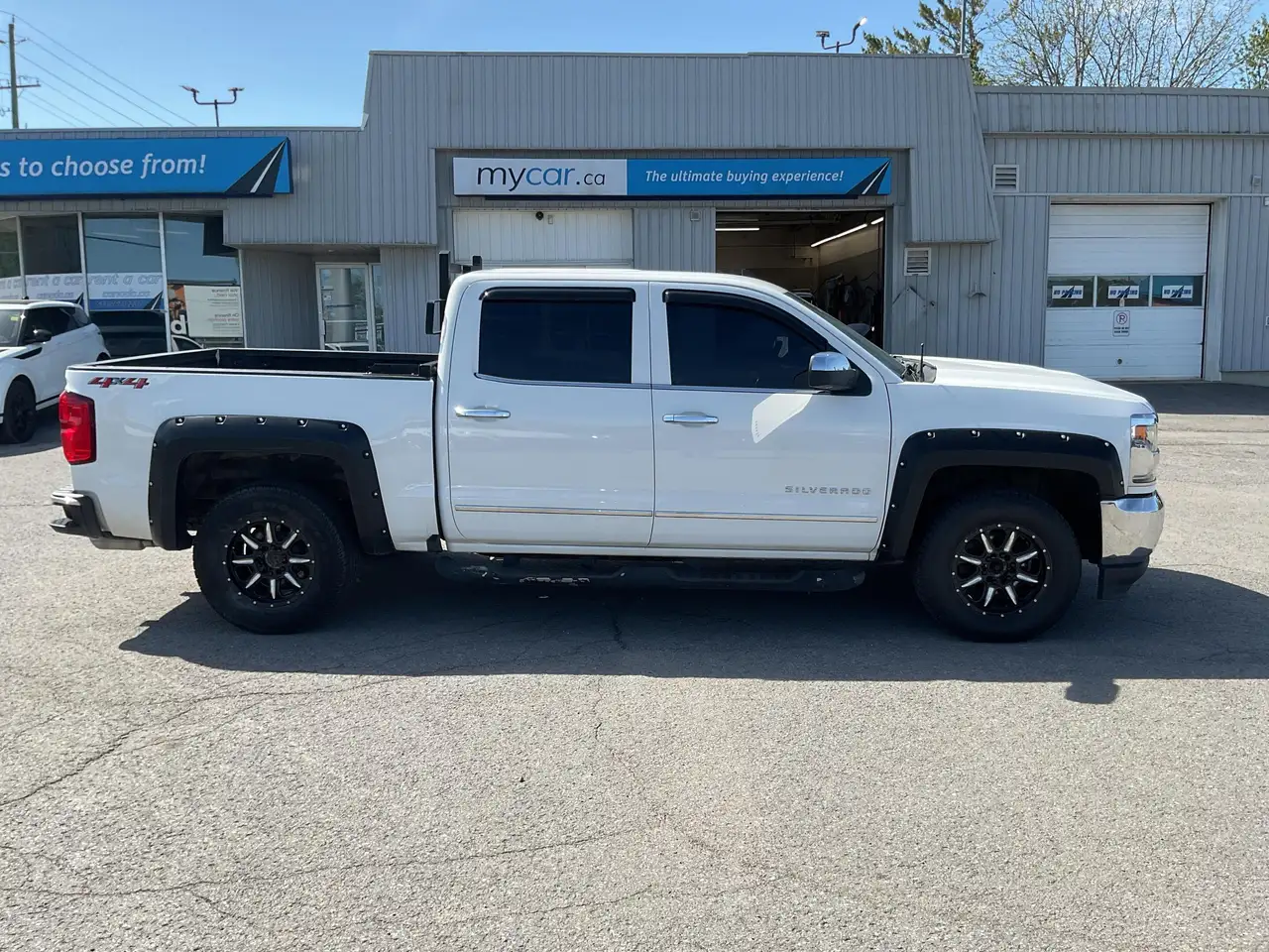 Chevrolet Silverado 1500 снимка Chevrolet Silverado 1500