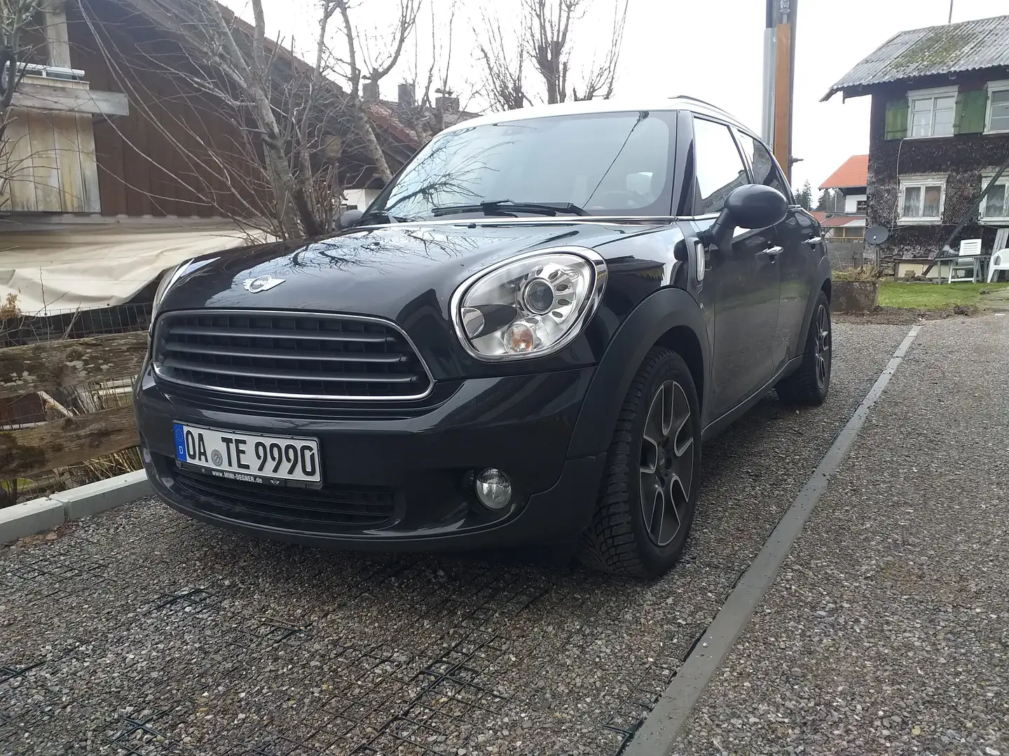 MINI Cooper D Countryman Mini Cooper D Countryman All4 Schwarz - 1