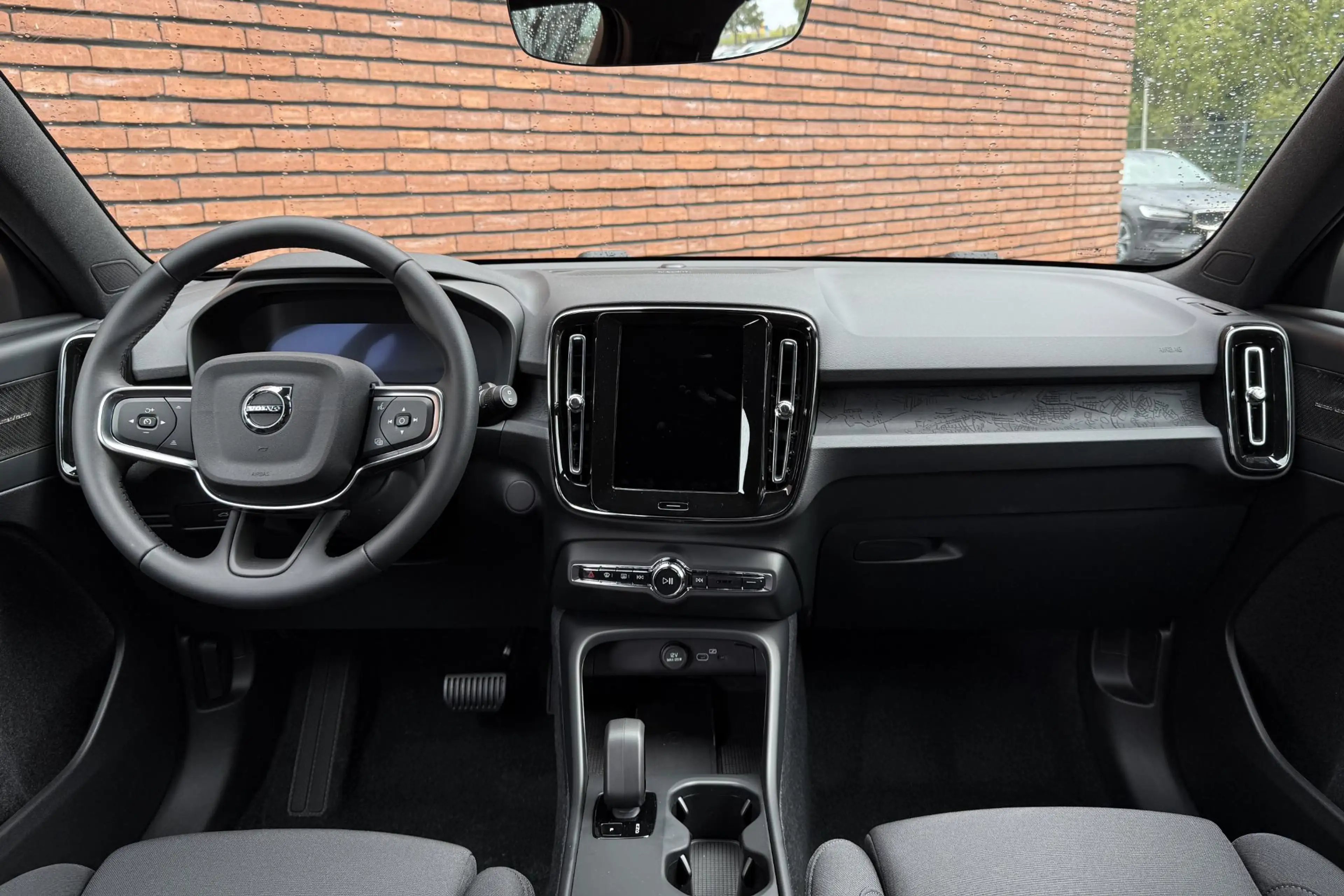 Volvo EX40 Single Motor Extended Range Plus 82 kWh | Trekhaak — photo 4