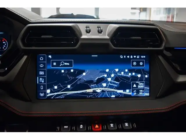 Lamborghini Urus view 13