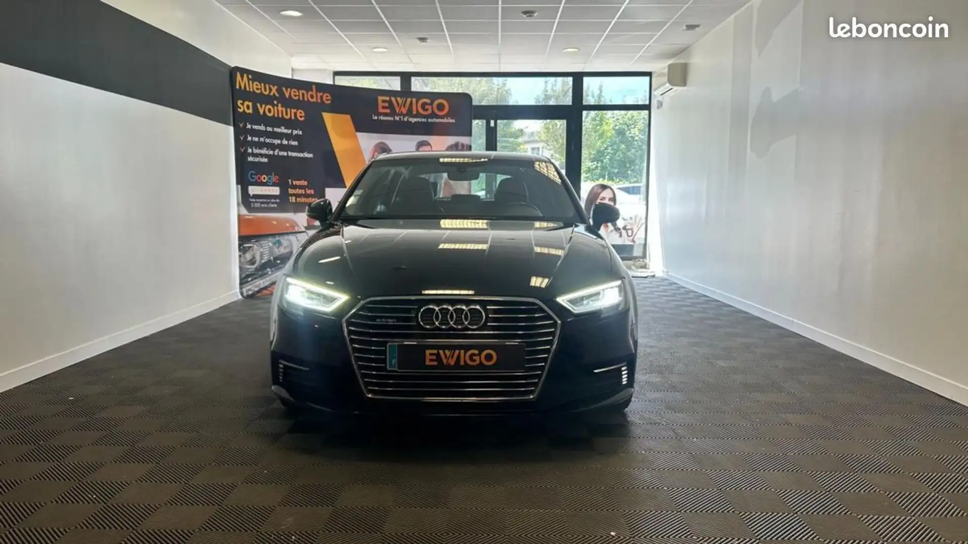 Audi A3 1.4 TFSI E-TRON 204H 150 PHEV 25.7KWH DESIGN LUXE  Noir - 2