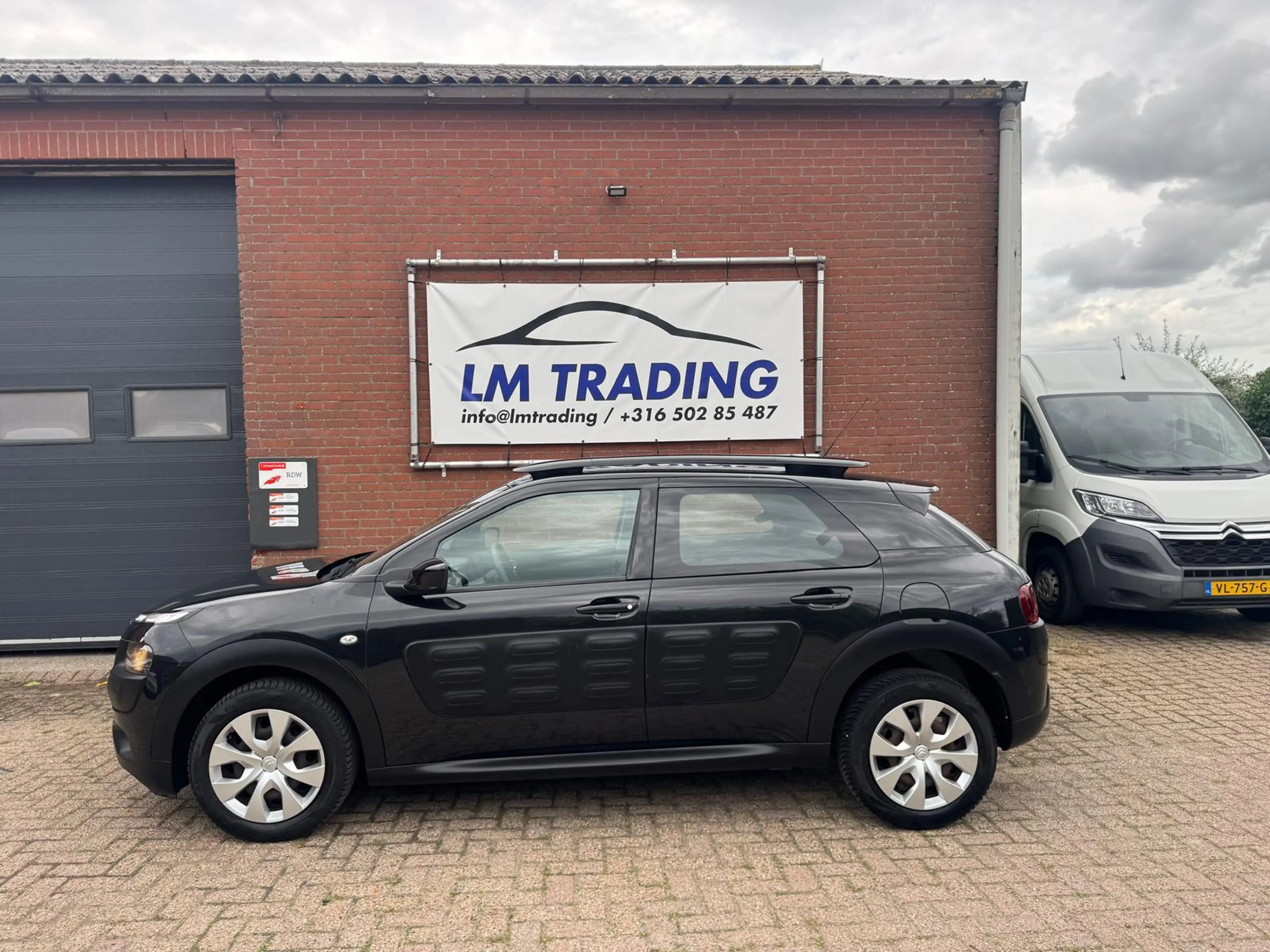 Citroen C4 Cactus 1.2 PureTech Feel 2 SLEUTELS + BOEKJES NAP! — photo 3