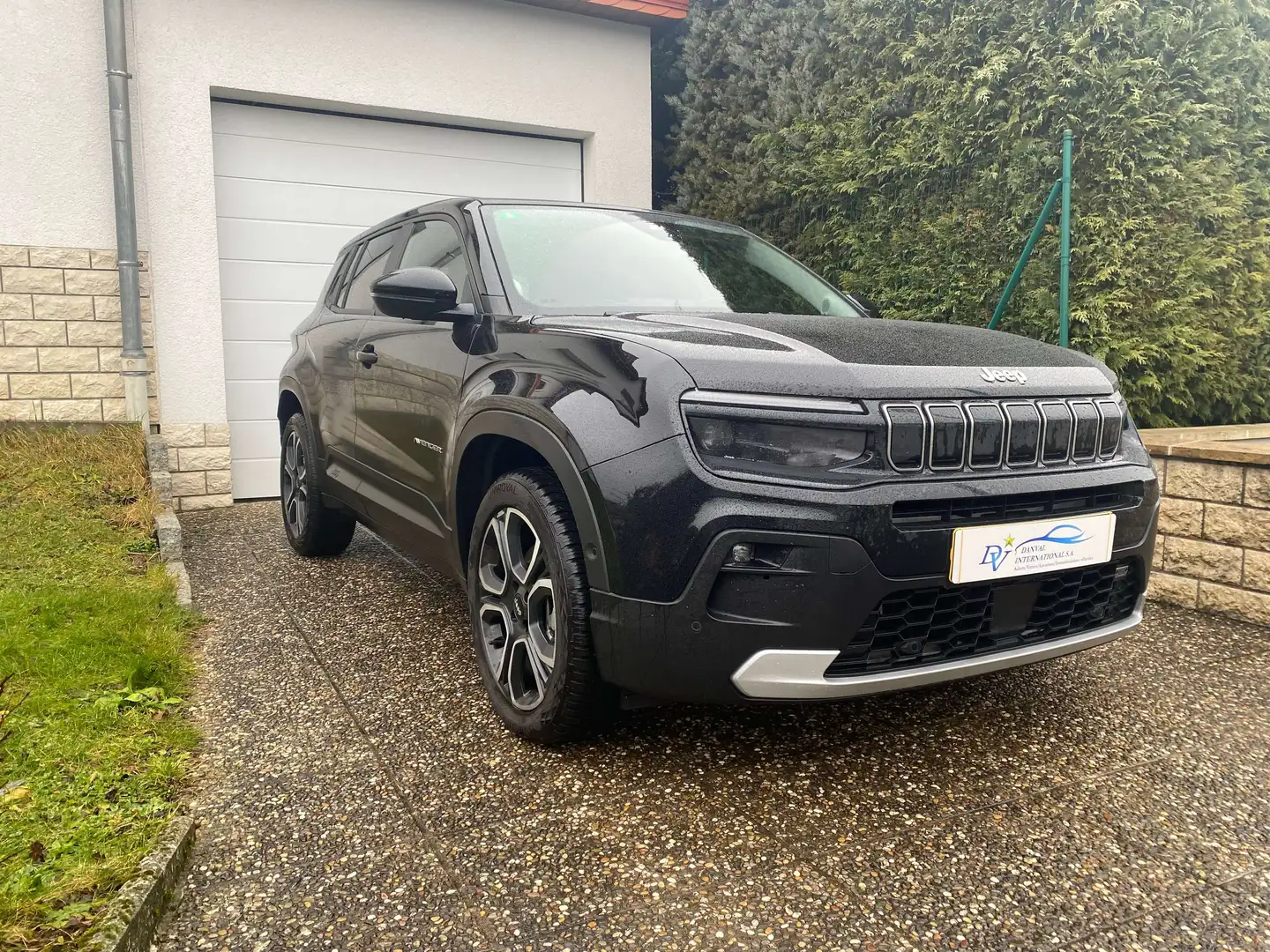 Jeep Avenger hybride - Summit Zwart - 1