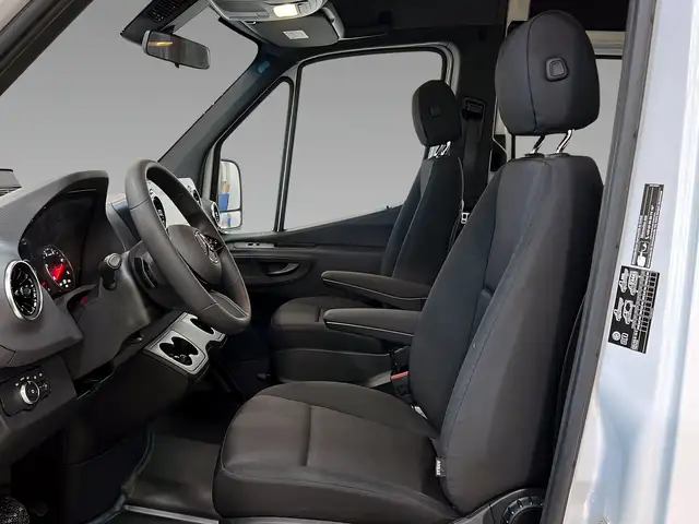 Mercedes-Benz Sprinter view 10