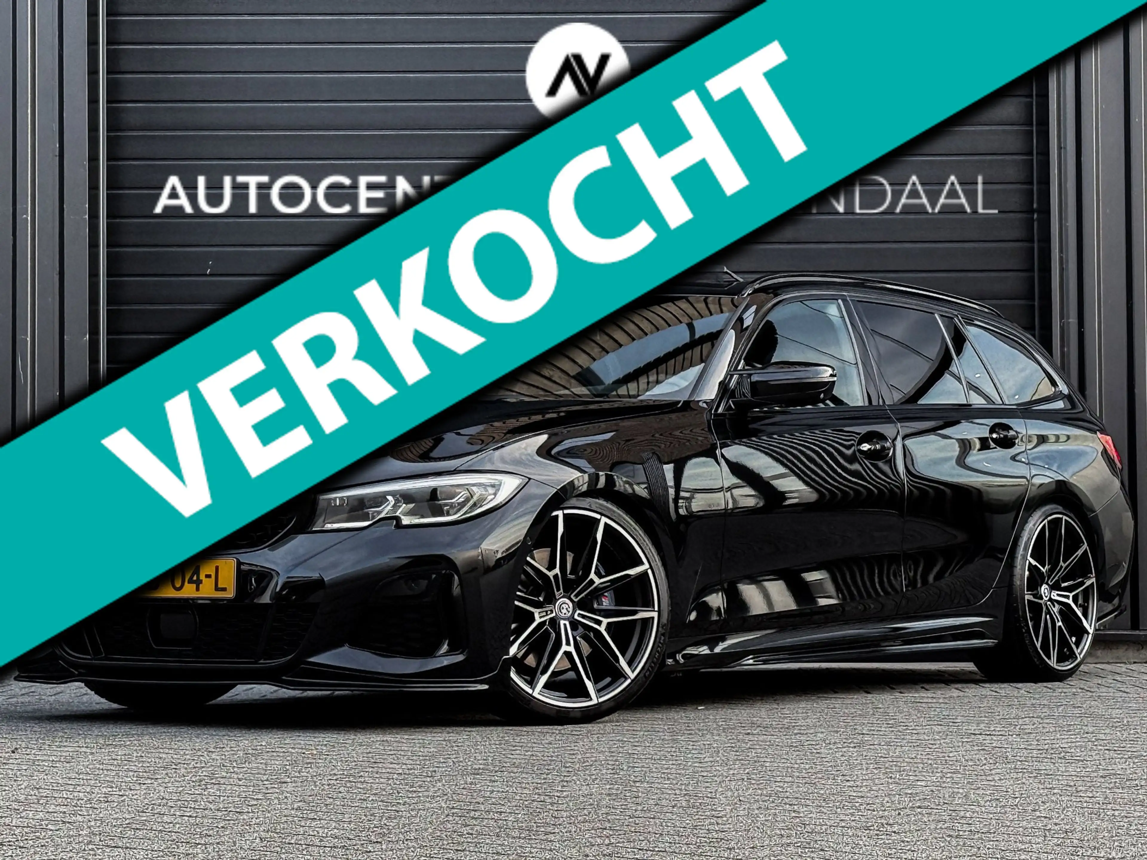 BMW 340 3-serie Touring M340i xDrive M-SPORT 374 PK PANO/L