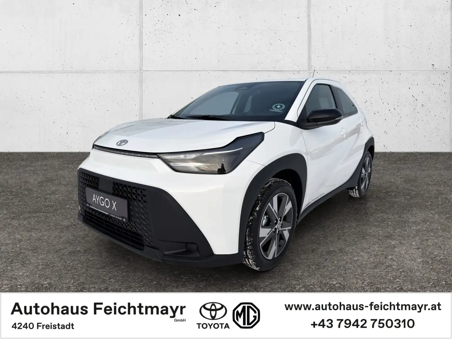 Toyota Aygo X X 1,5 VVT-i Active 5t. Weiß - 1