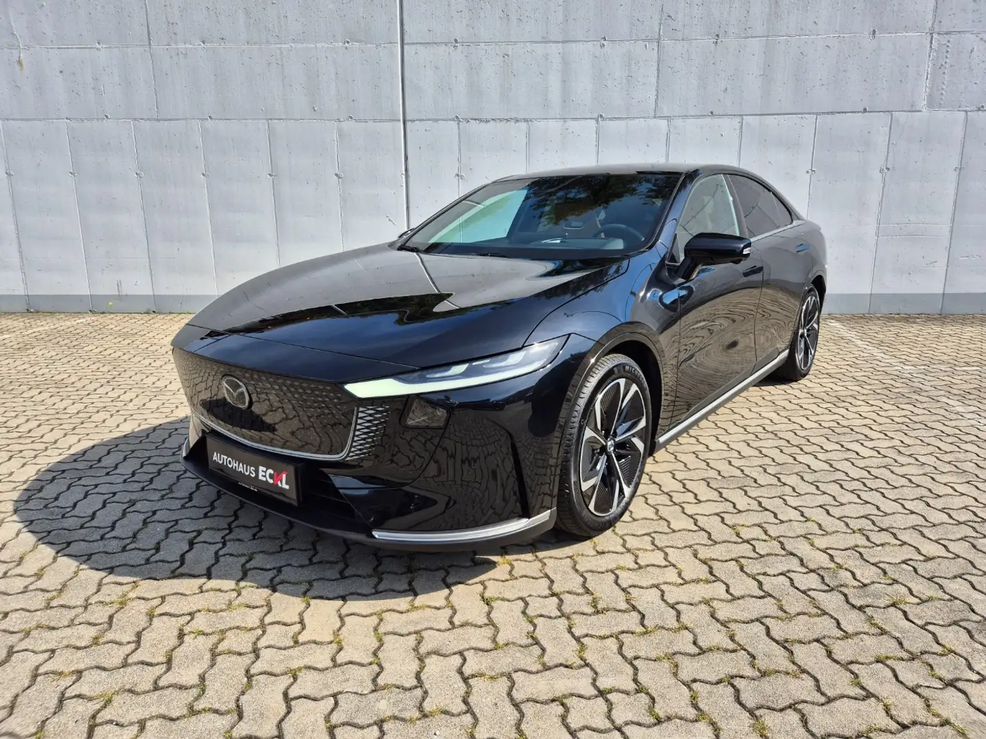 Mazda 6e 5HB EV 245PS Long Range AT RWD Takumi Plus Schwarz - 2