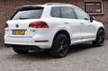 Volkswagen Touareg 3.0 TDI R-line '14 Pano Xenon Leder Clima Cruise Wit - thumbnail 3