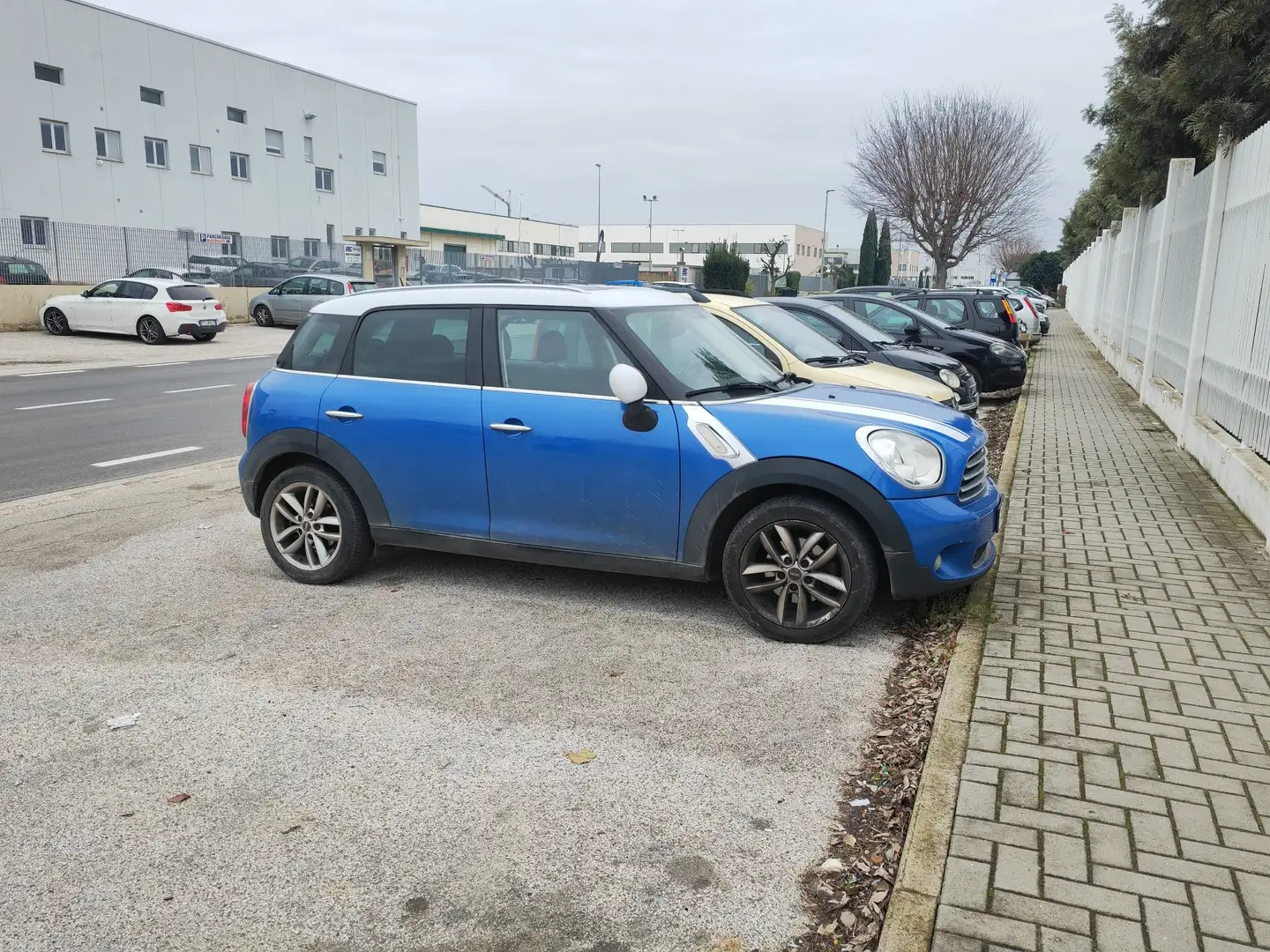 MINI Cooper D Countryman 2.0 auto E6 - 1