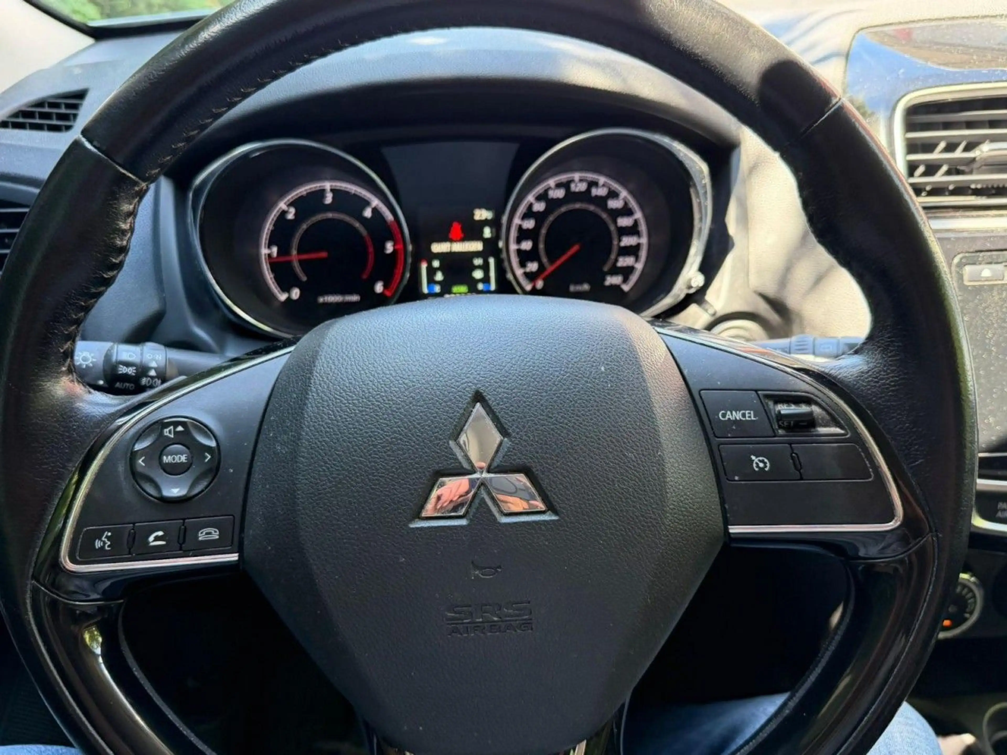 Mitsubishi ASX Plus 4WD Klima Rückfahrkamera Sitzheizung — photo 15