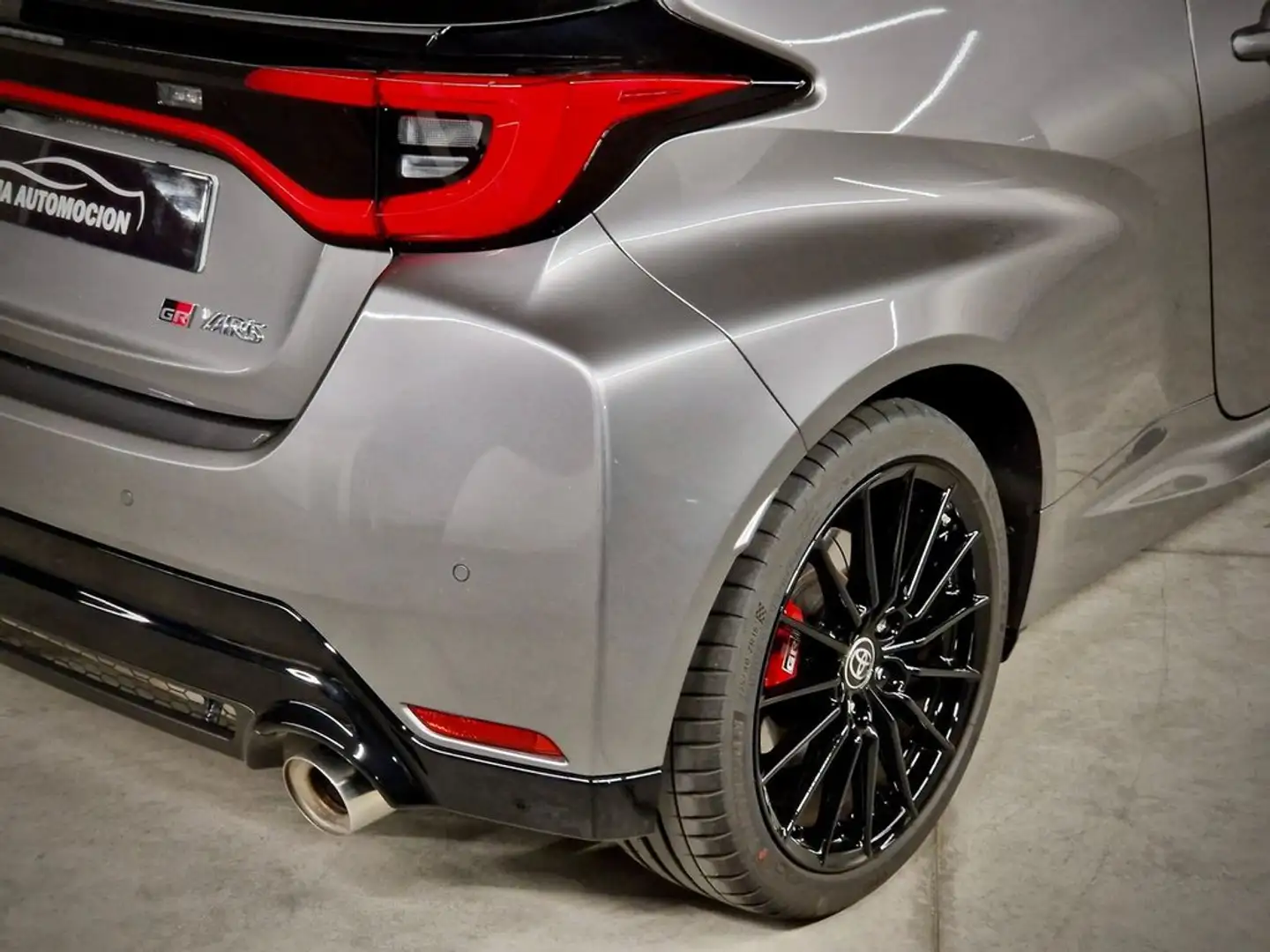 Toyota Yaris .GR-FOUR Grigio - 2