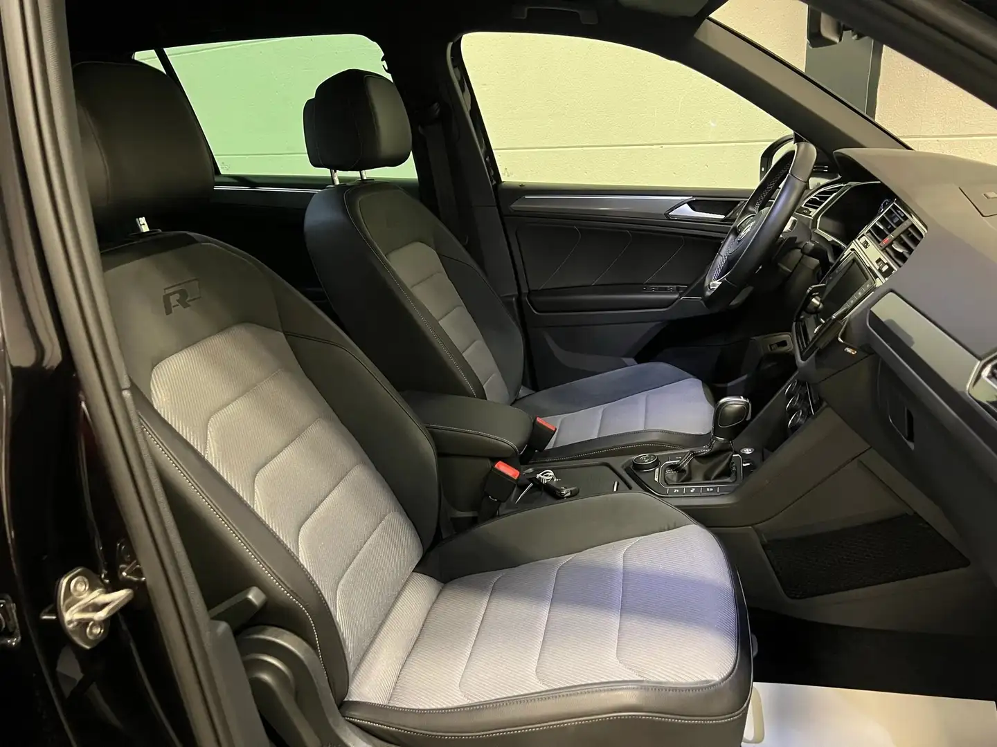 Volkswagen Tiguan 73.210km***Tiguan 2.0 TDI SCR Highline 4Motion DSG Nero - 2