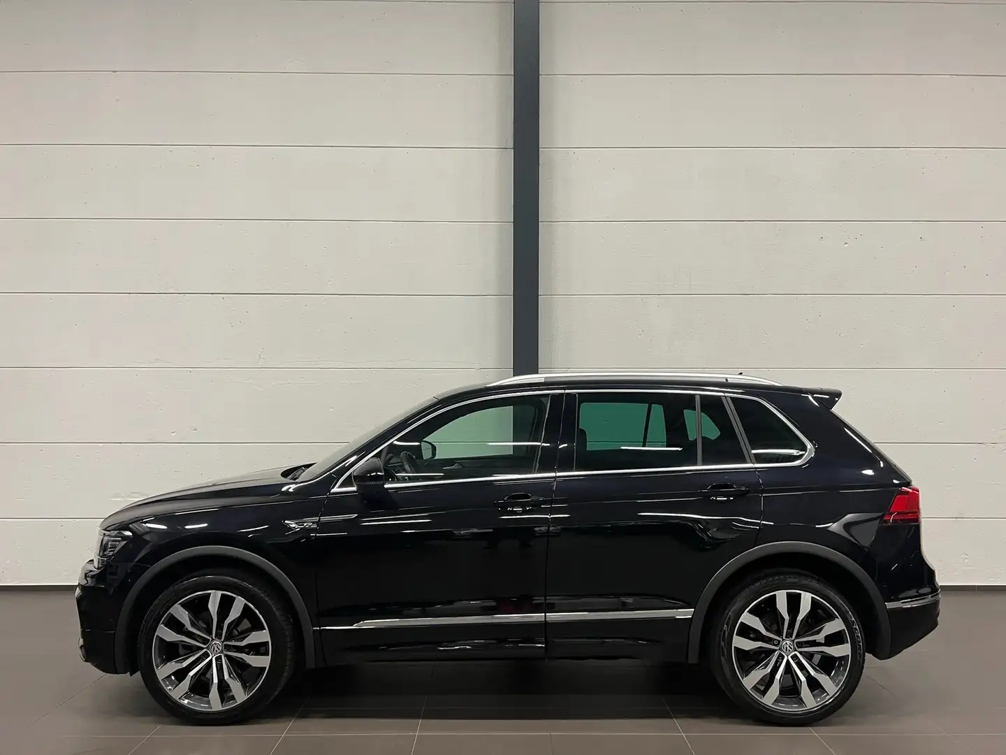Volkswagen Tiguan 73.210km***Tiguan 2.0 TDI SCR Highline 4Motion DSG Nero - 1