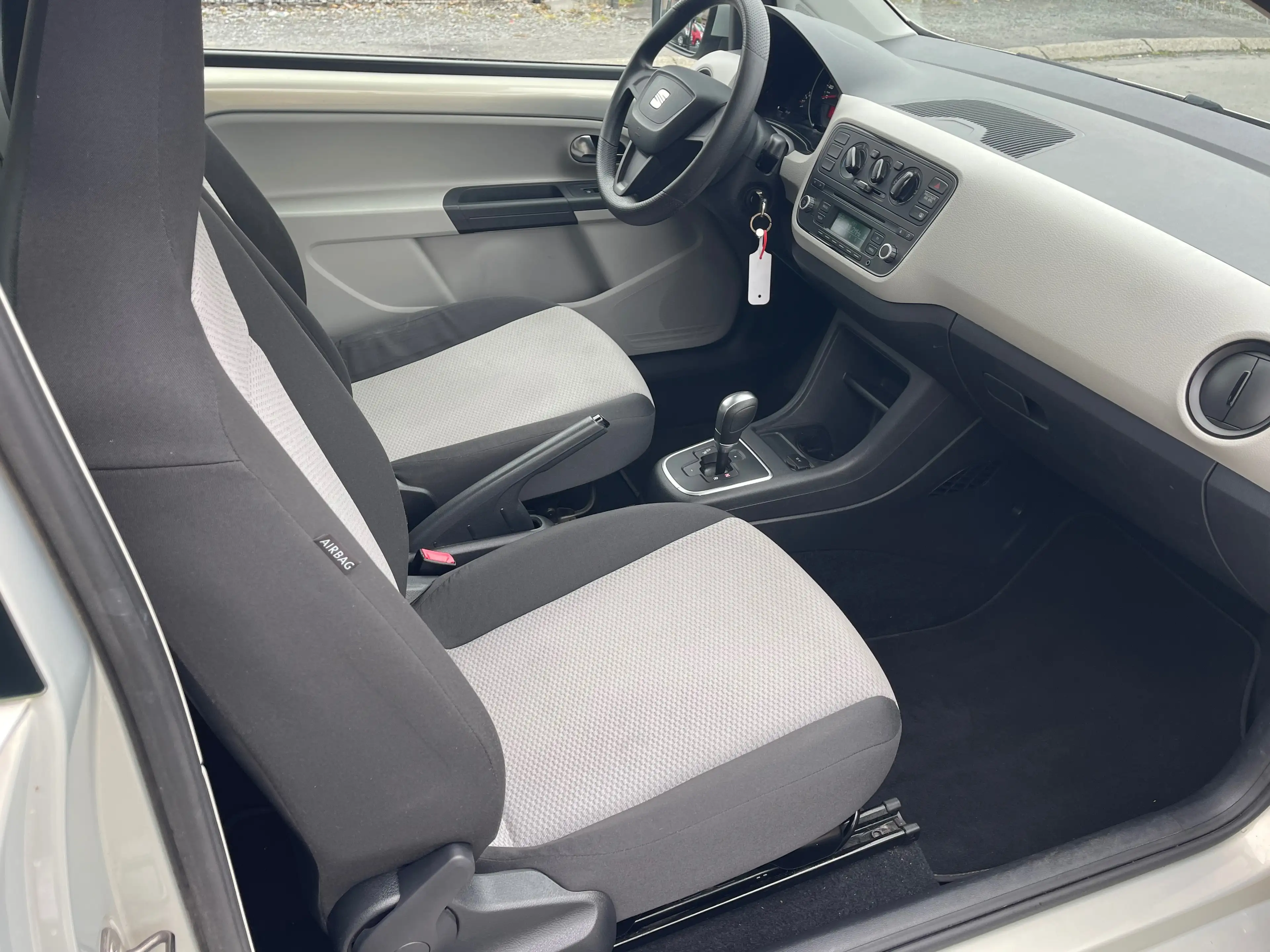 SEAT Mii Mii 1.0i Style — photo 8