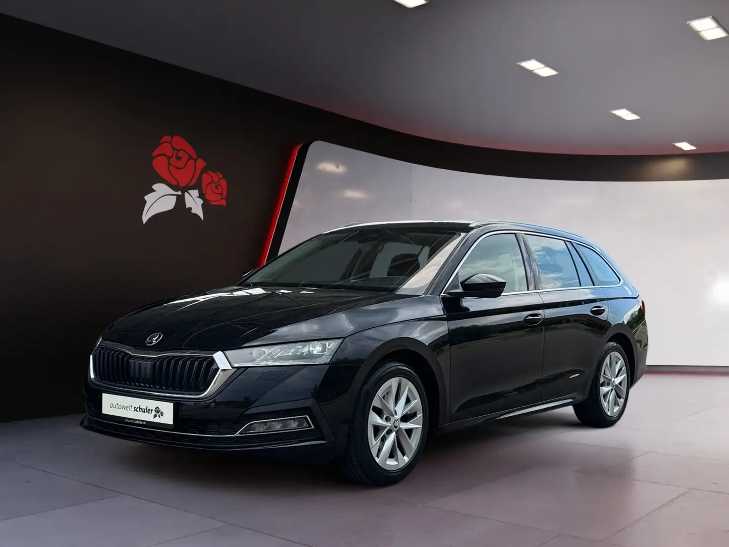 Skoda Octavia Combi 2,0 TDI DSG Style Navi Kamera Fekete - 2