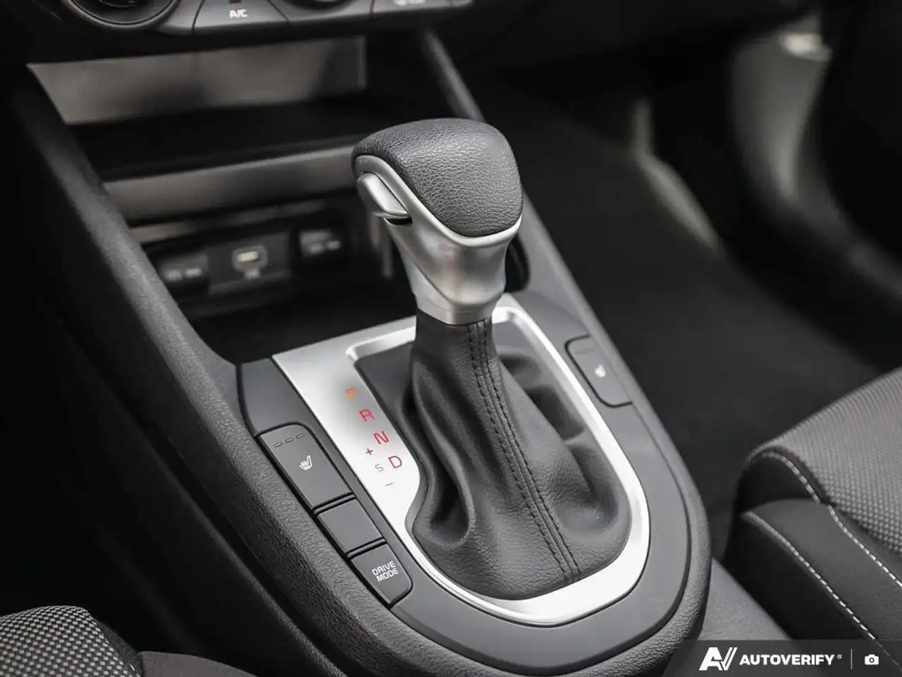 Kia Forte снимка Kia Forte
