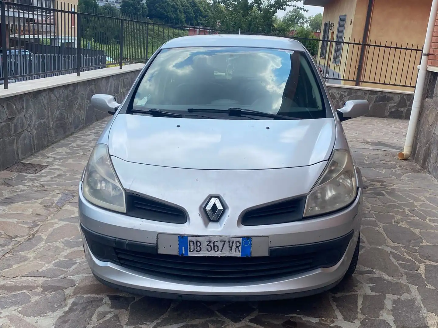 Renault Clio Clio III 2005 5p 1.2 16v Confort Argento - 2