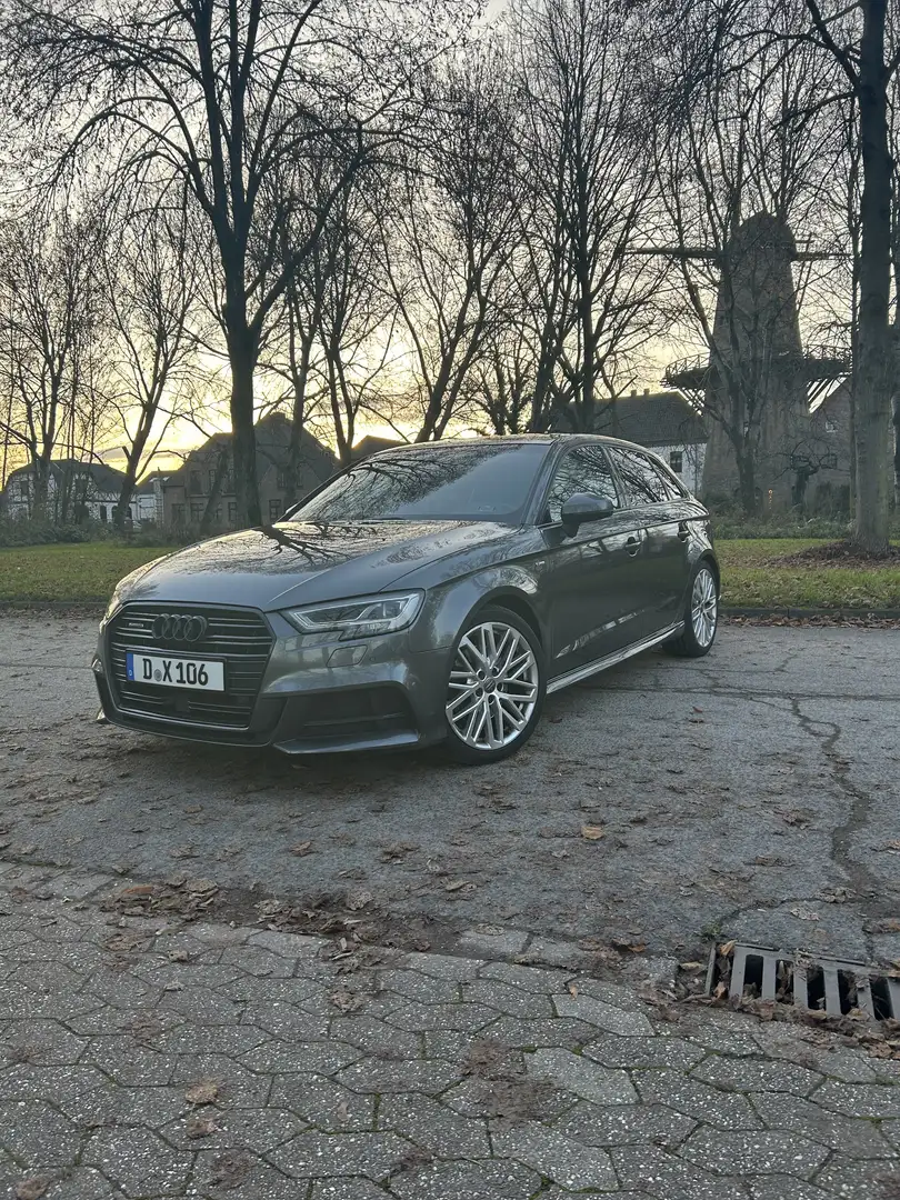 Audi A3 quattro sport Grau - 2