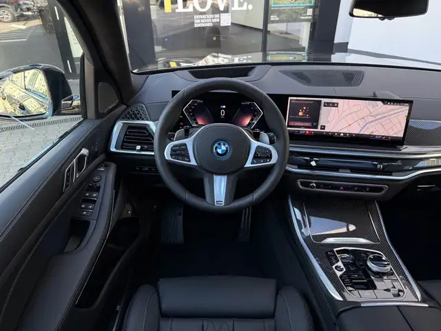 BMW X5 view 6