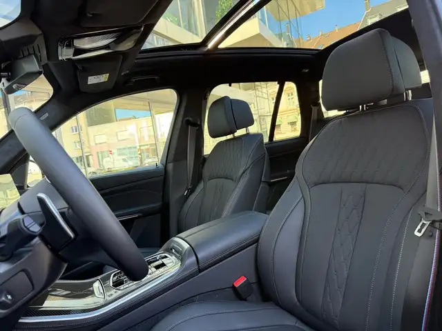 BMW X5 view 14