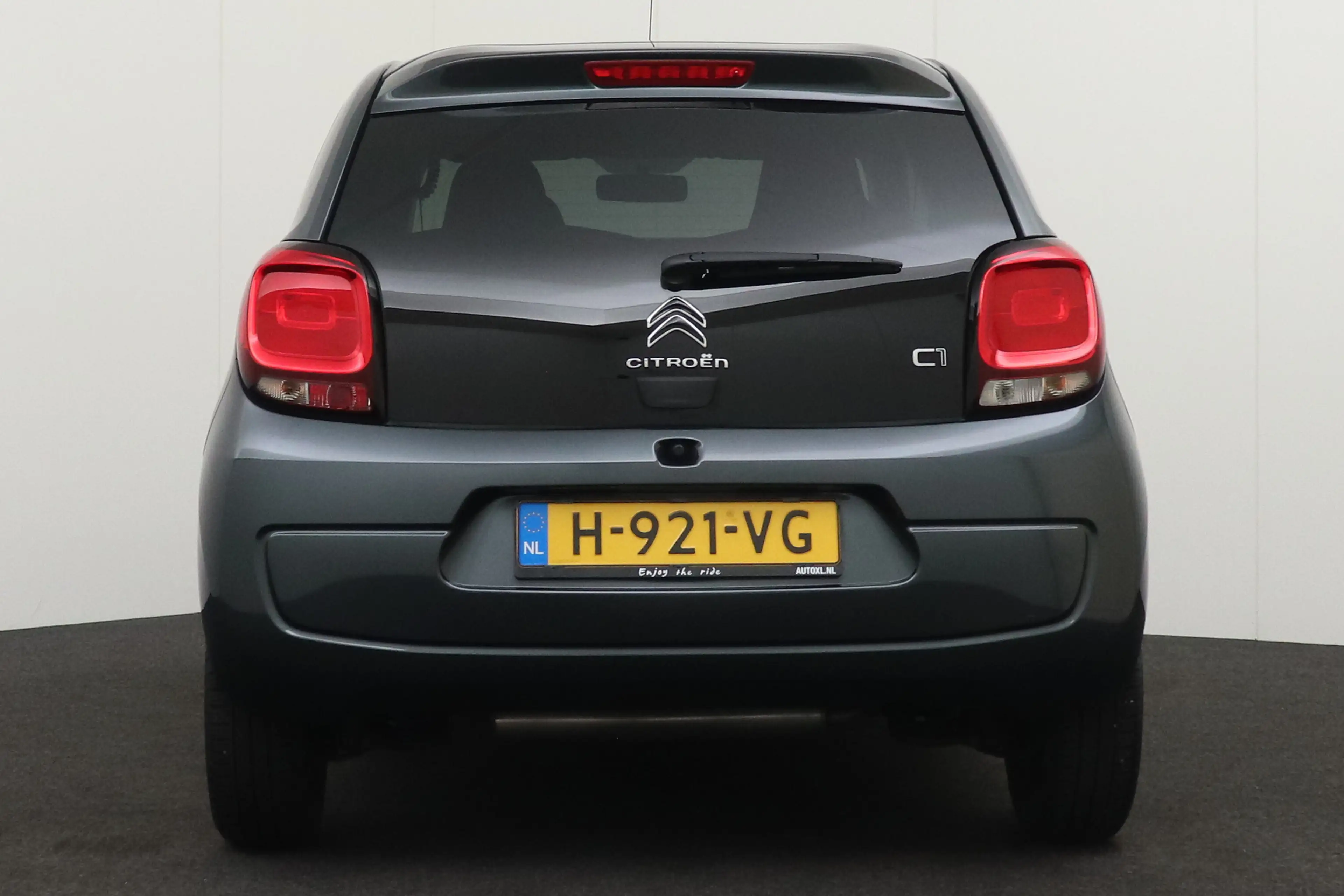 Citroen C1 1.0 VTi Pack Comfort Bluetooth LED DAB — photo 4