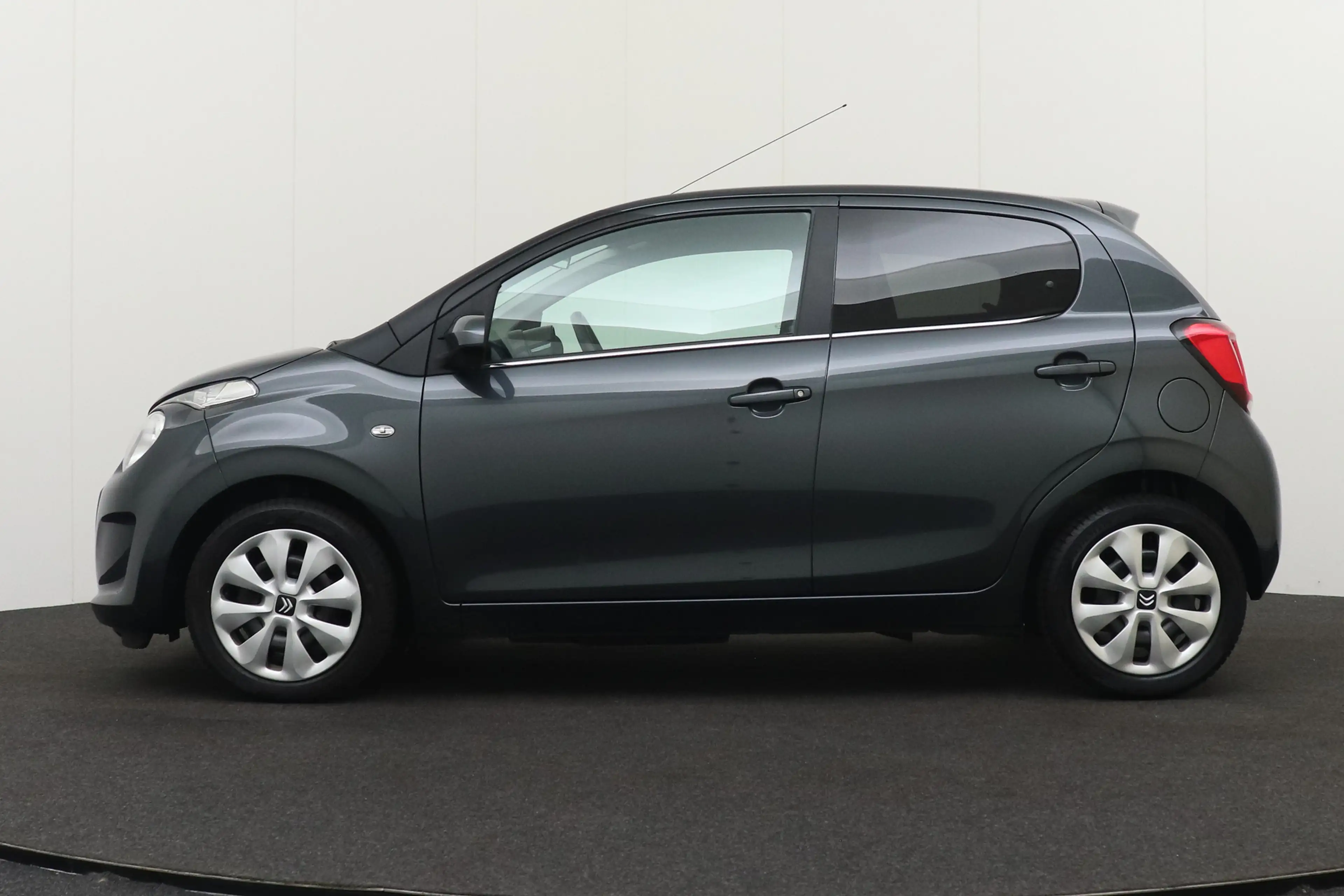 Citroen C1 1.0 VTi Pack Comfort Bluetooth LED DAB — photo 5