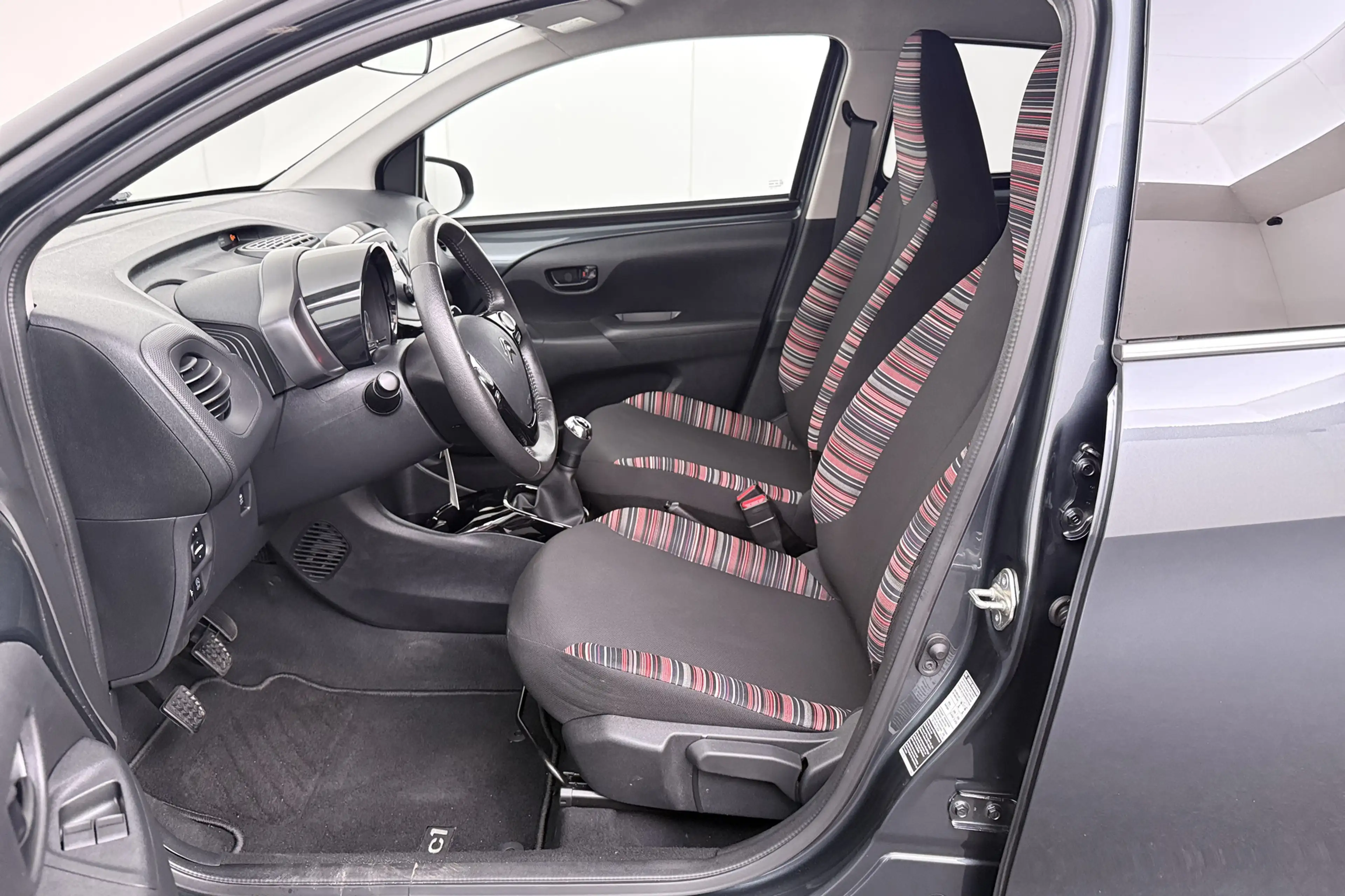 Citroen C1 1.0 VTi Pack Comfort Bluetooth LED DAB — photo 10