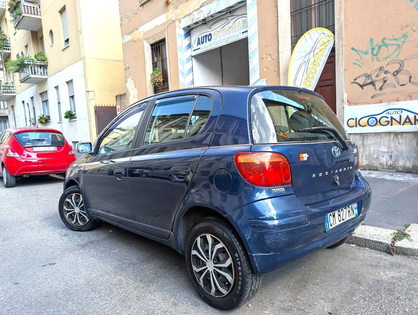 Toyota Yaris 1.0 5P Sol Blu/Azzurro - 2