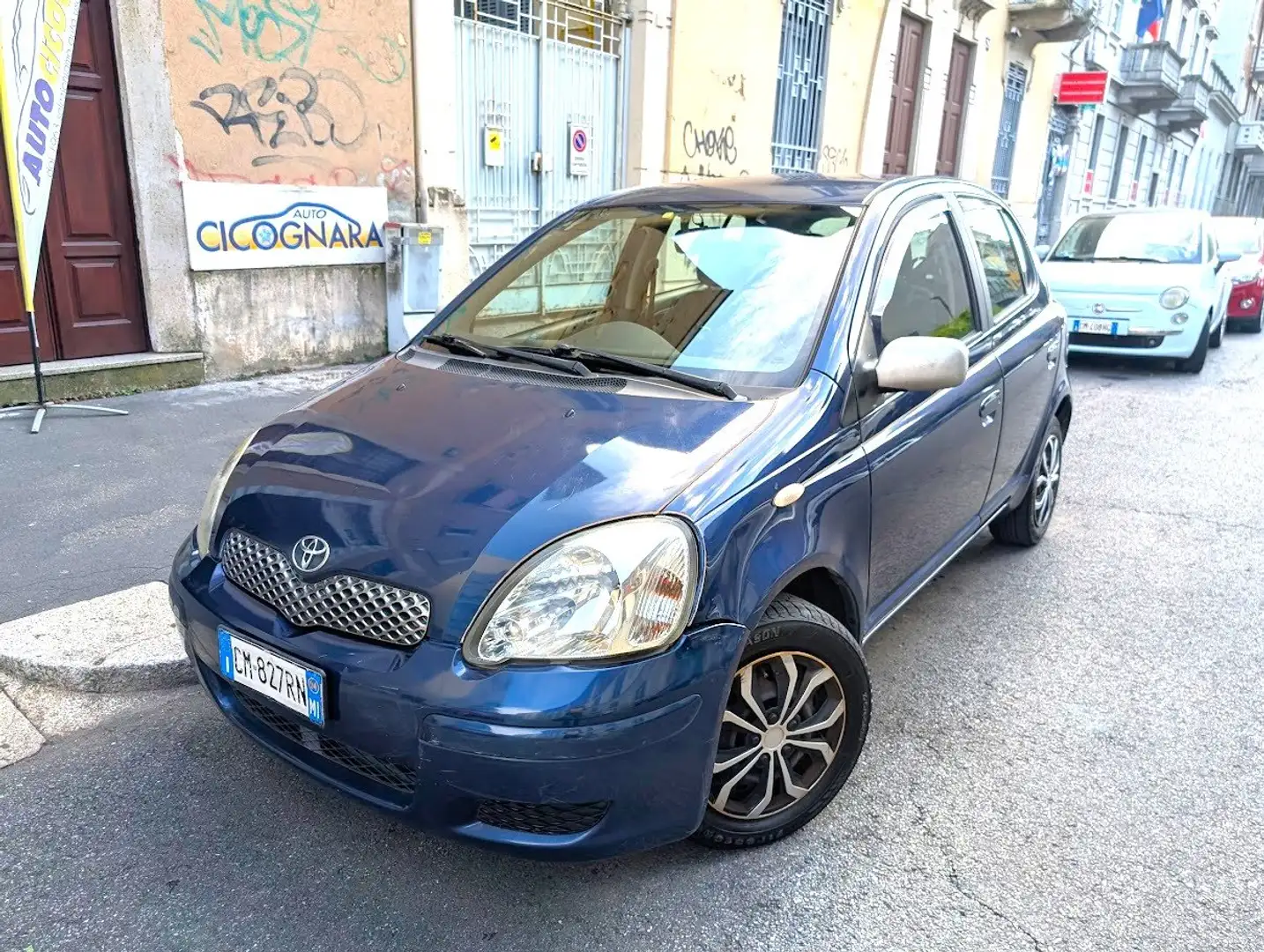Toyota Yaris 1.0 5P Sol Blu/Azzurro - 1