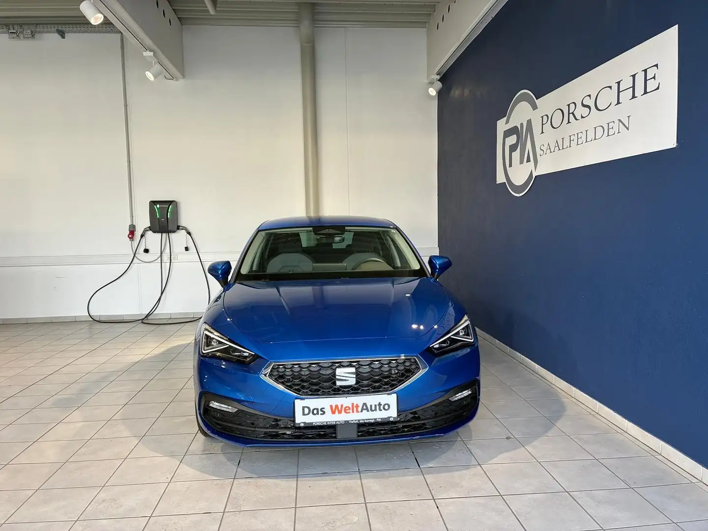 SEAT Leon Style Edition 1.5 TSI 115 PS Blau - 2