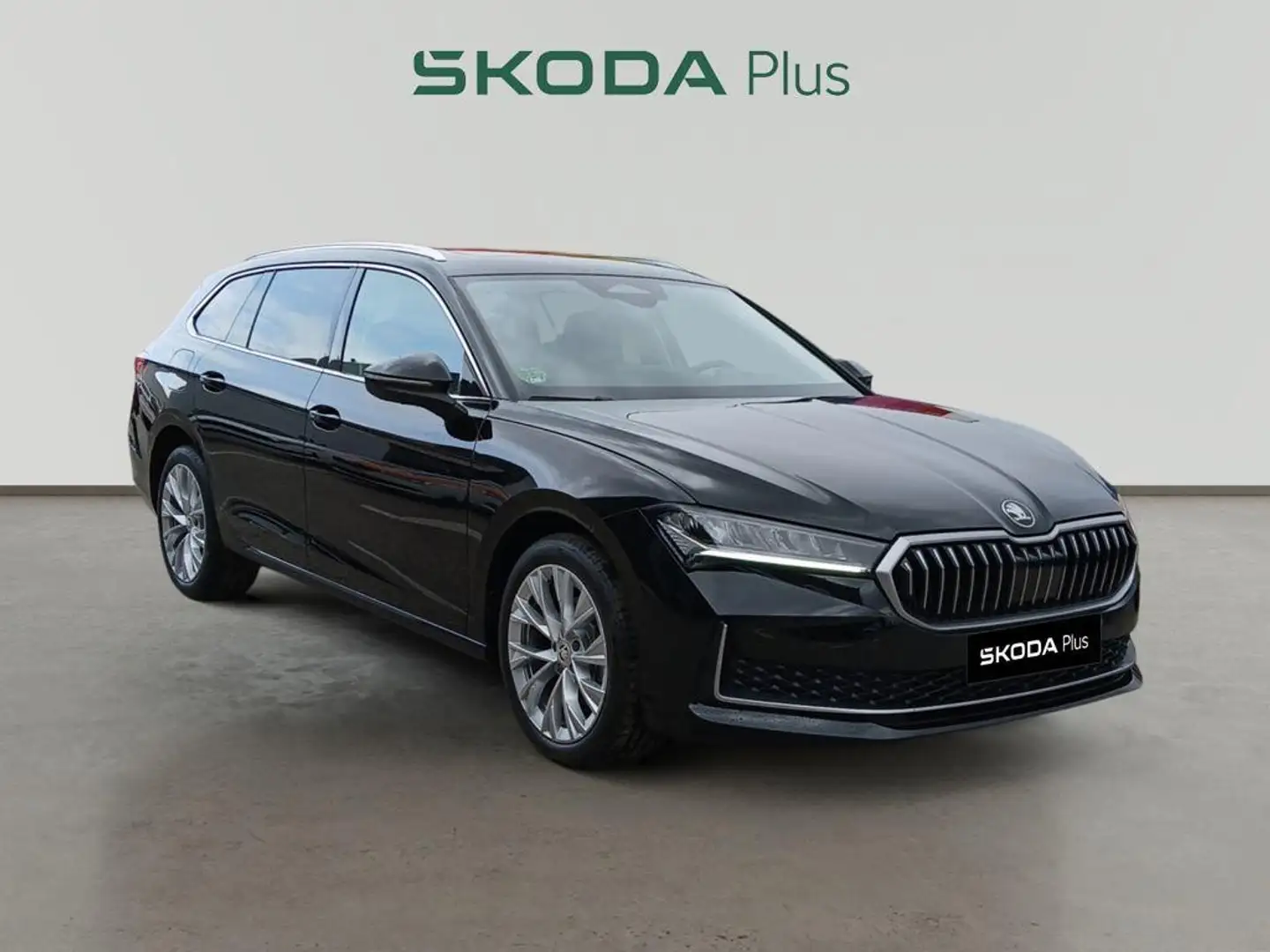 Skoda Superb Combi 1.5 TSI MHEV Selection DSG Noir - 1