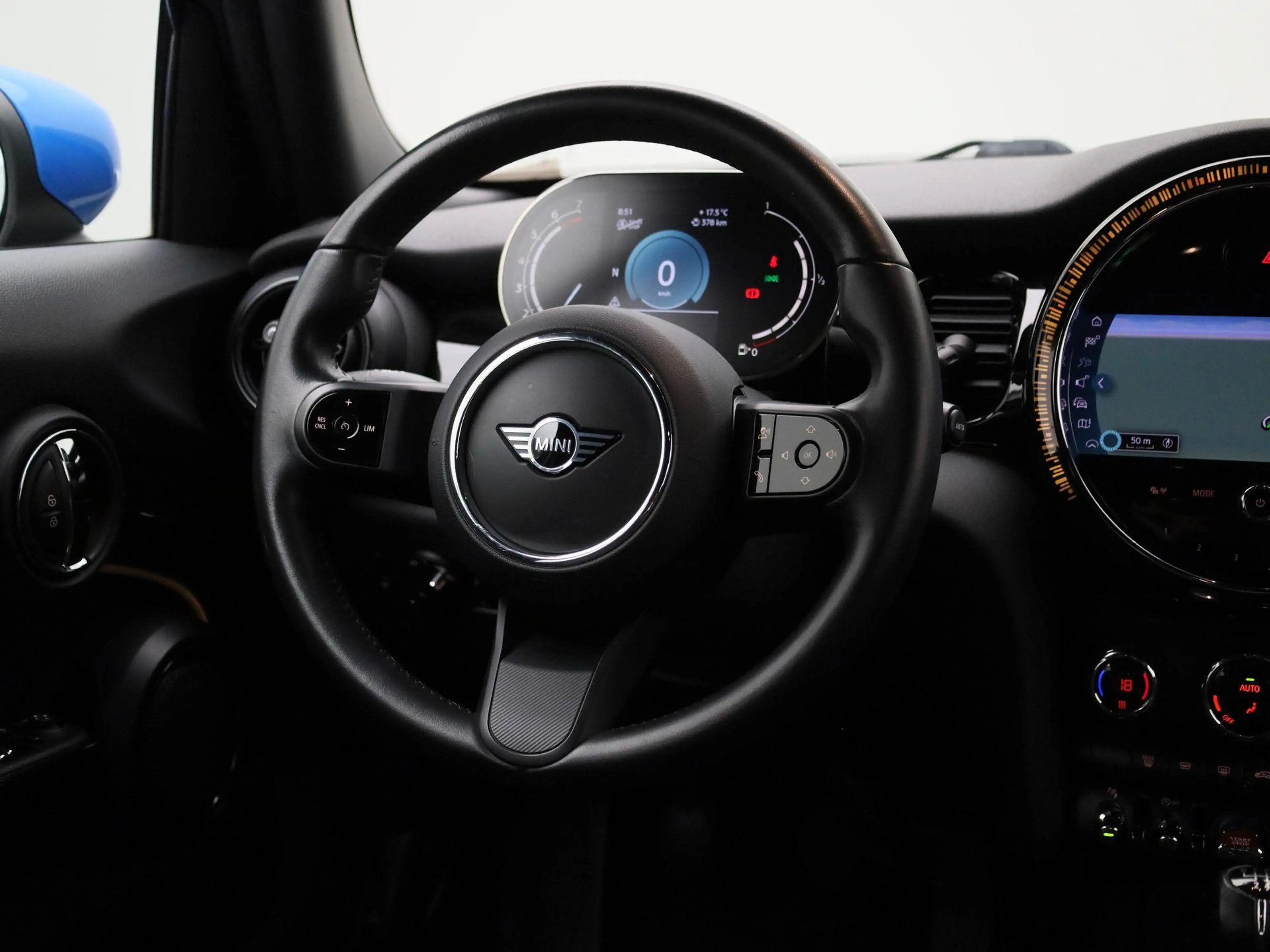 MINI One Mini 5 door | PDC V+A | Bluetooth | Cruise Control — photo 11