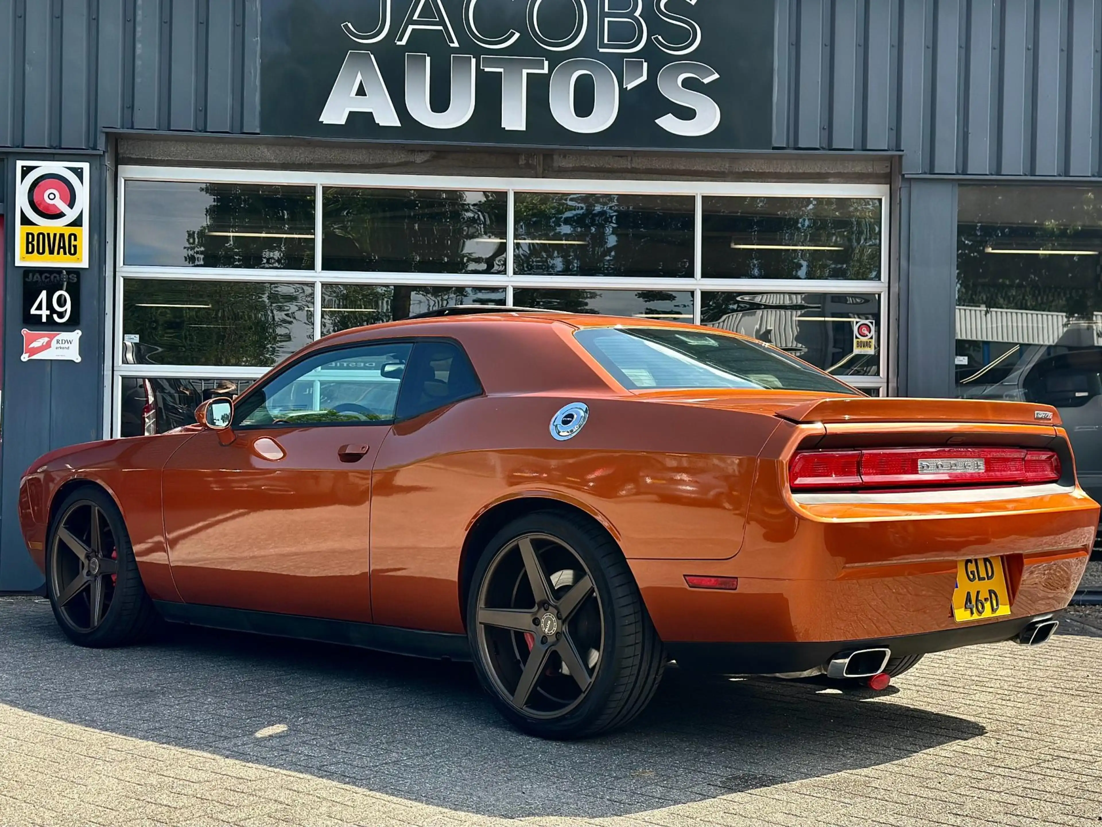 Dodge Challenger SRT-8 392 6.4 V8 — photo 6