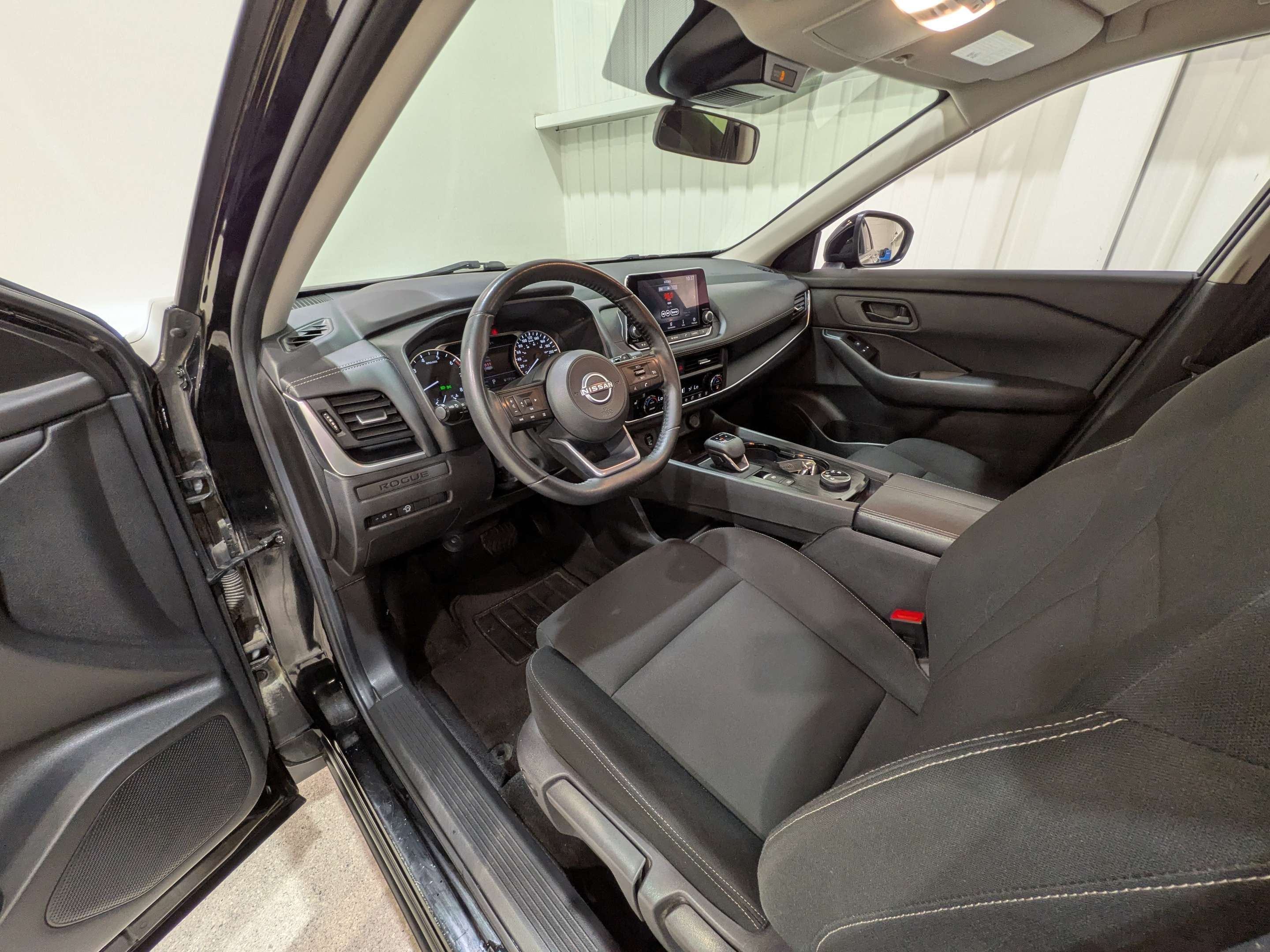 Nissan Rogue 2024
