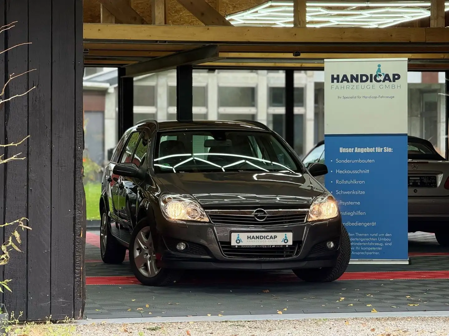 Opel Astra H Caravan Edition Gris - 2