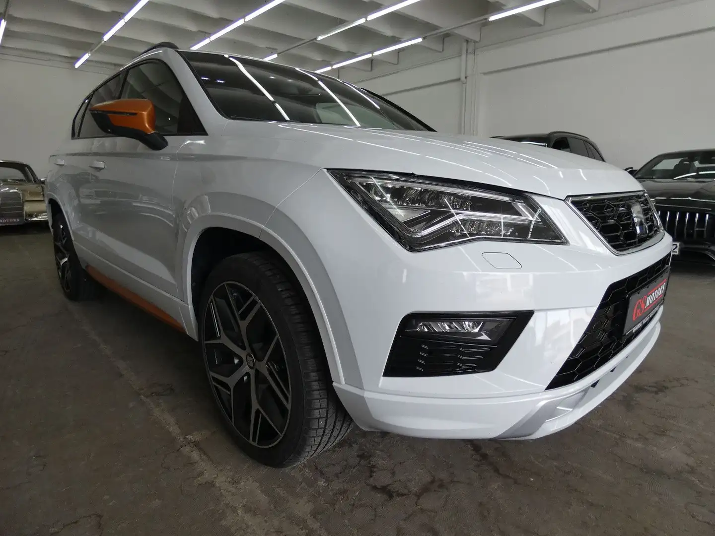 SEAT Ateca 1.5 TSI FR LINE*NAVI*LED*BEATS*FULL LINK Weiß - 1