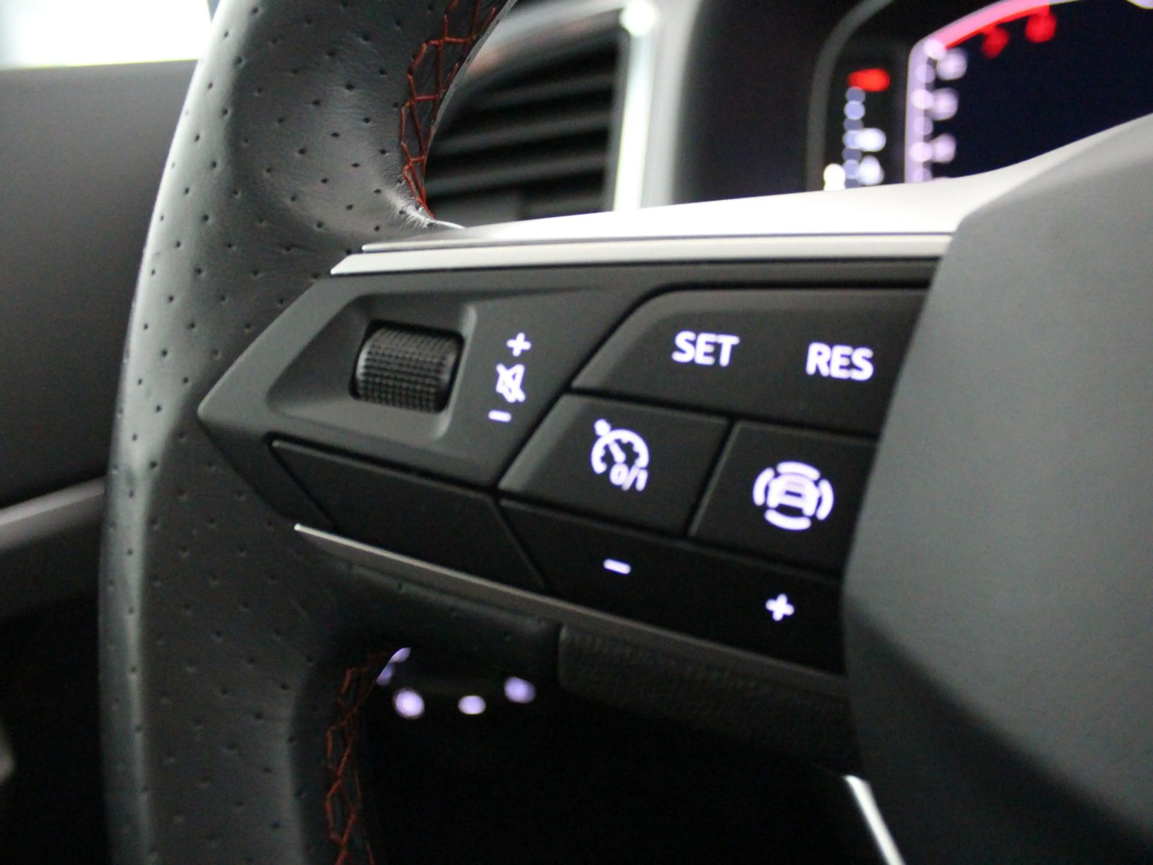 SEAT Ateca 1.0 TSI FR Business Intense Stoelverwarming/ Stuur — photo 12