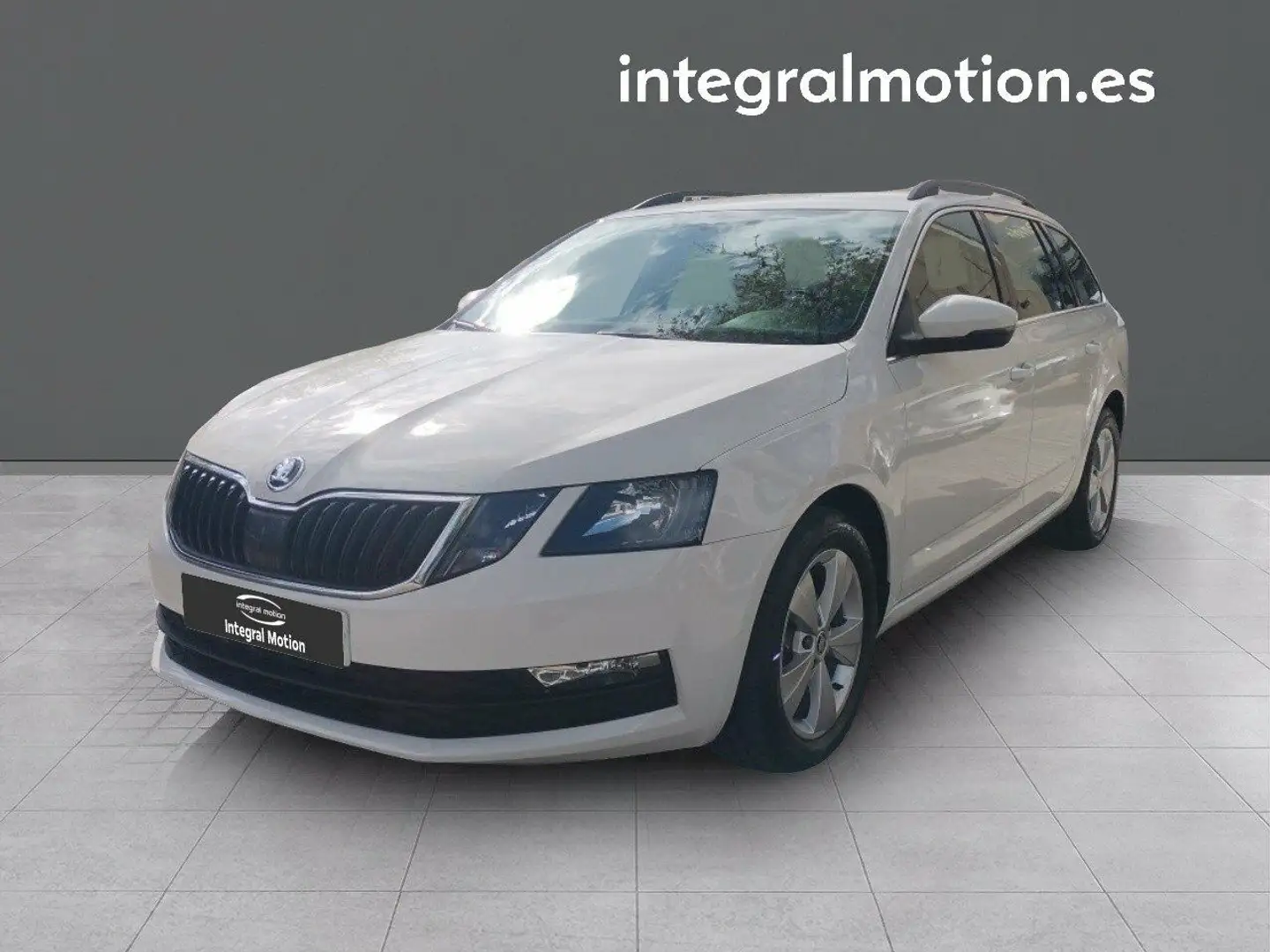 Skoda Octavia Combi 1.6TDI CR Ambition Blanco - 1