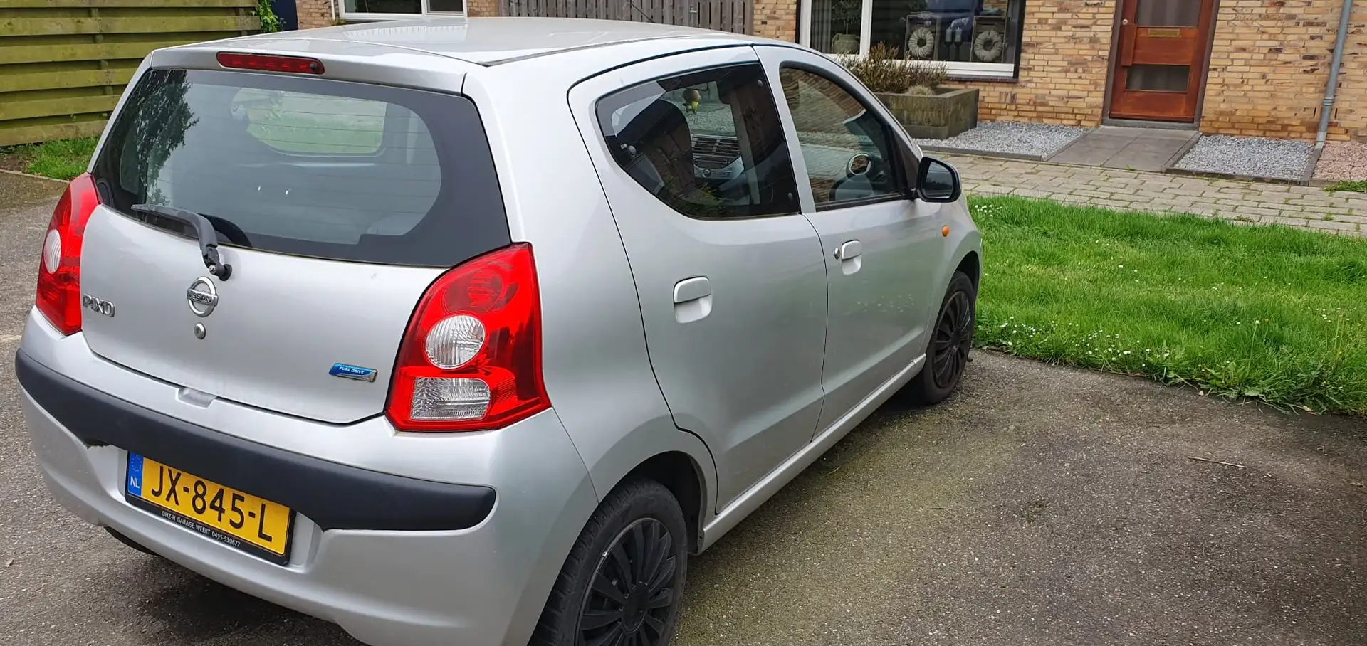 Nissan Pixo Pixo 1.0 Look Grijs - 1