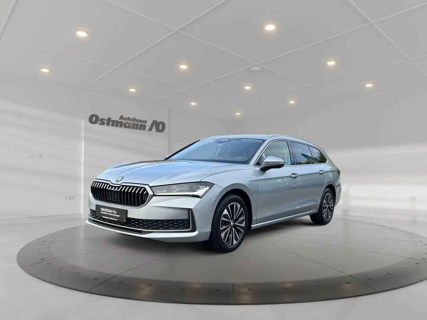 Skoda Superb Combi Selec. TDI DSG LED*Standheizung*AHK Silber - 2
