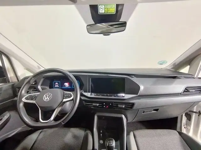 Volkswagen Caddy view 4