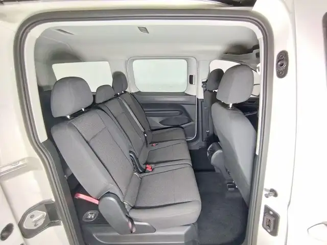 Volkswagen Caddy view 6