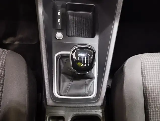 Volkswagen Caddy view 15
