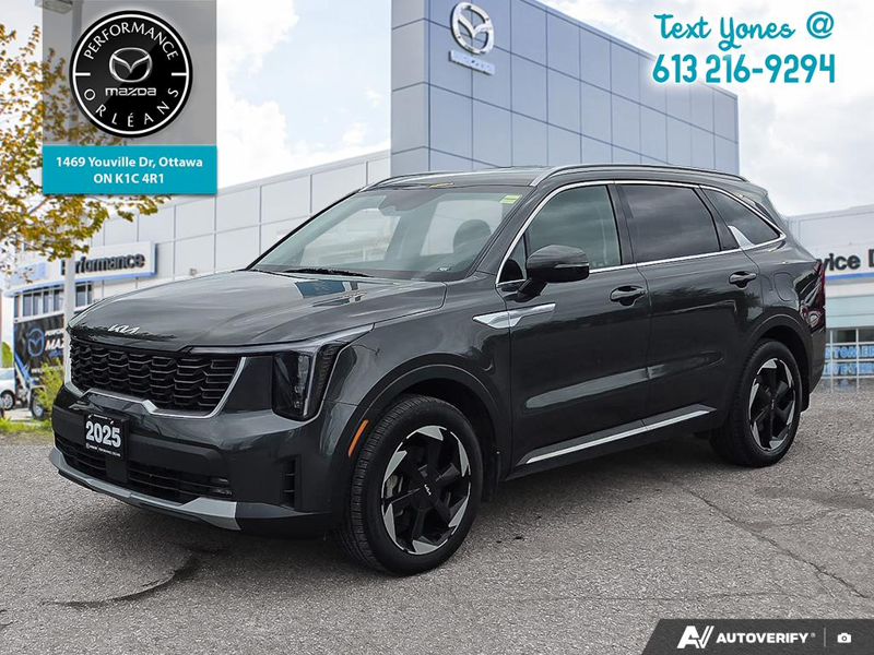 Gray 2025 Kia Sorento Plug-In Hybrid SUV / Crossover All-Wheel Drive Automatic