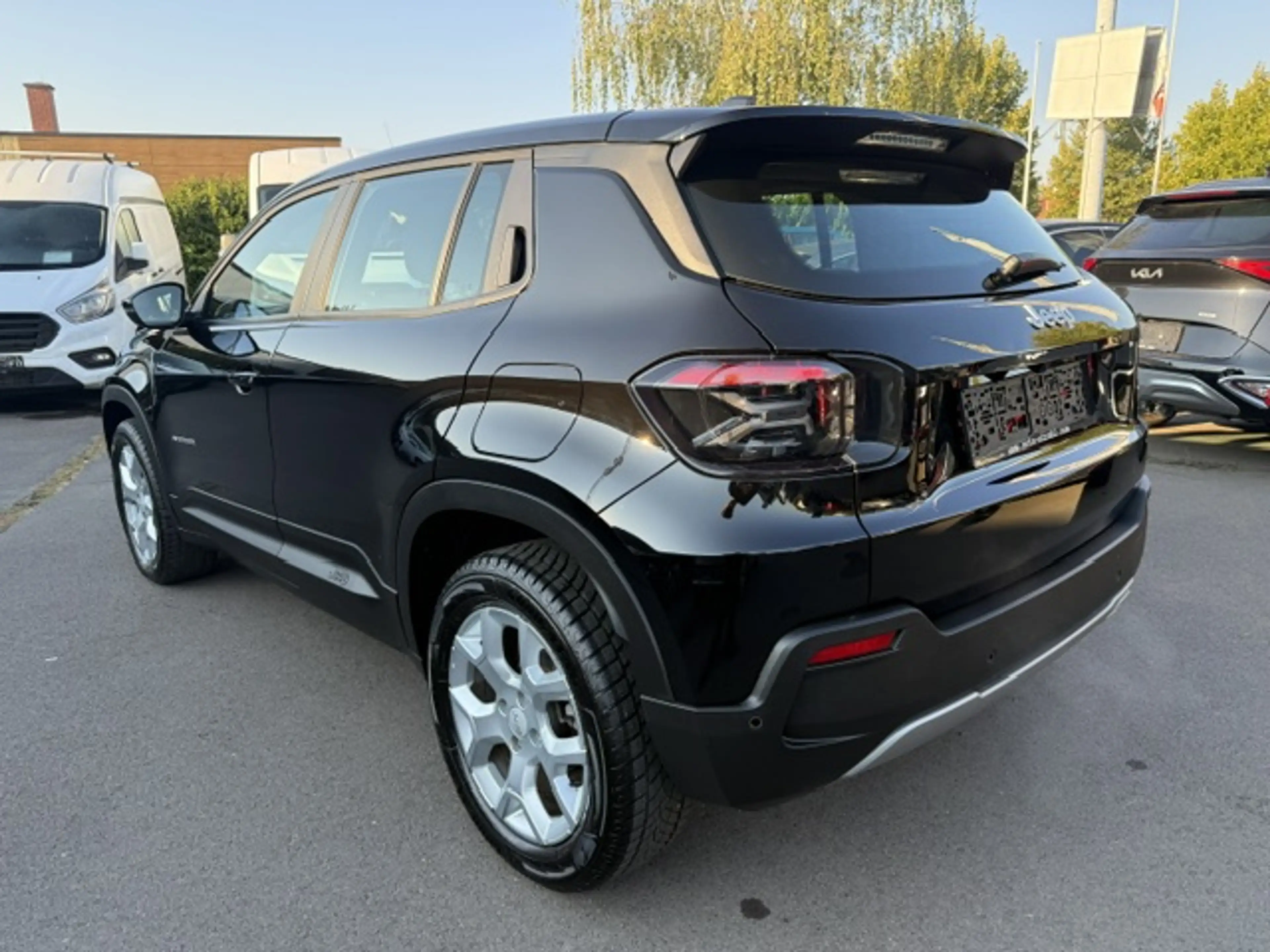 Jeep Avenger 1.2 GSE T3 Altitude *S-Dach**JBL* — photo 3