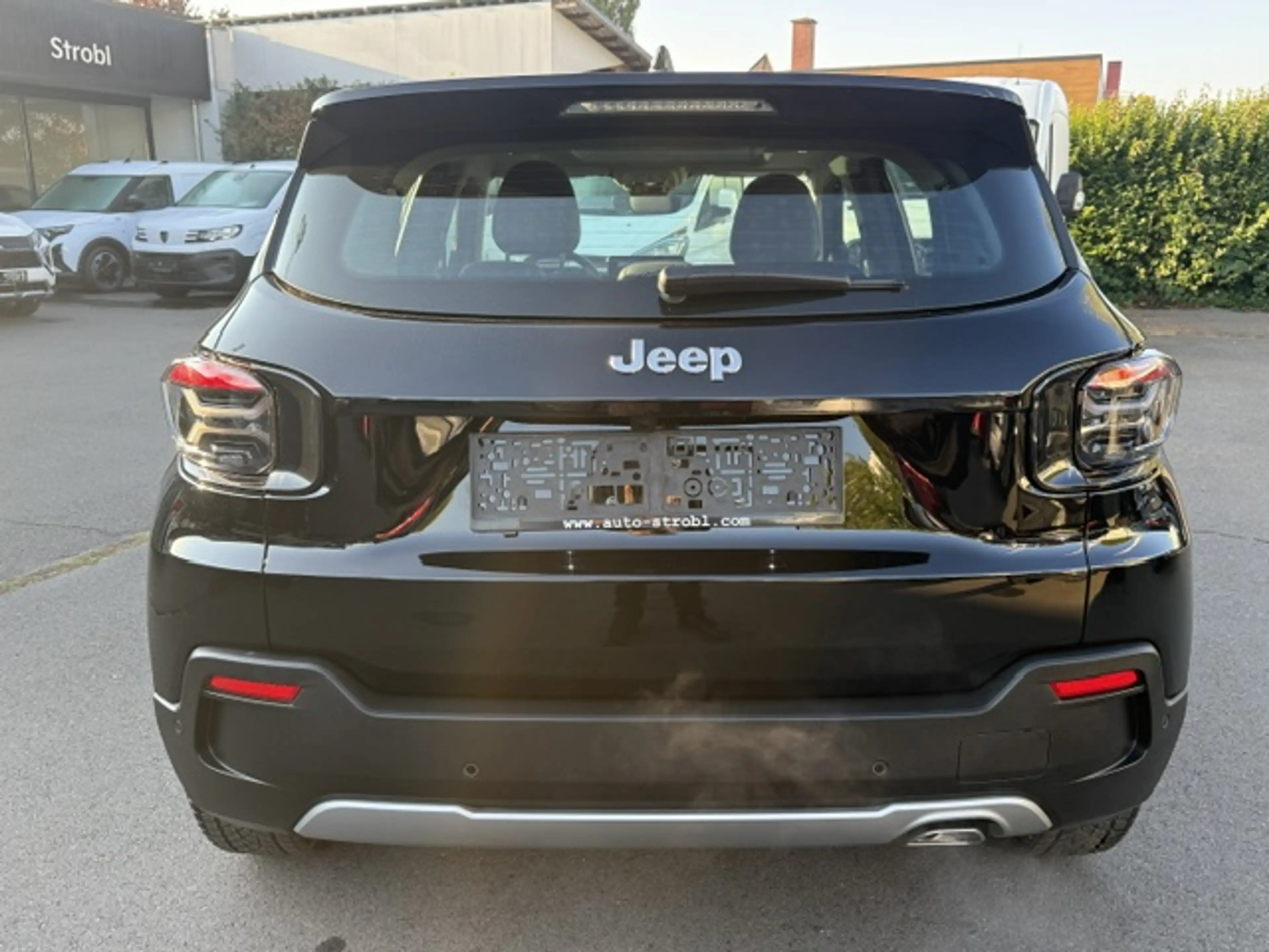 Jeep Avenger 1.2 GSE T3 Altitude *S-Dach**JBL* — photo 5