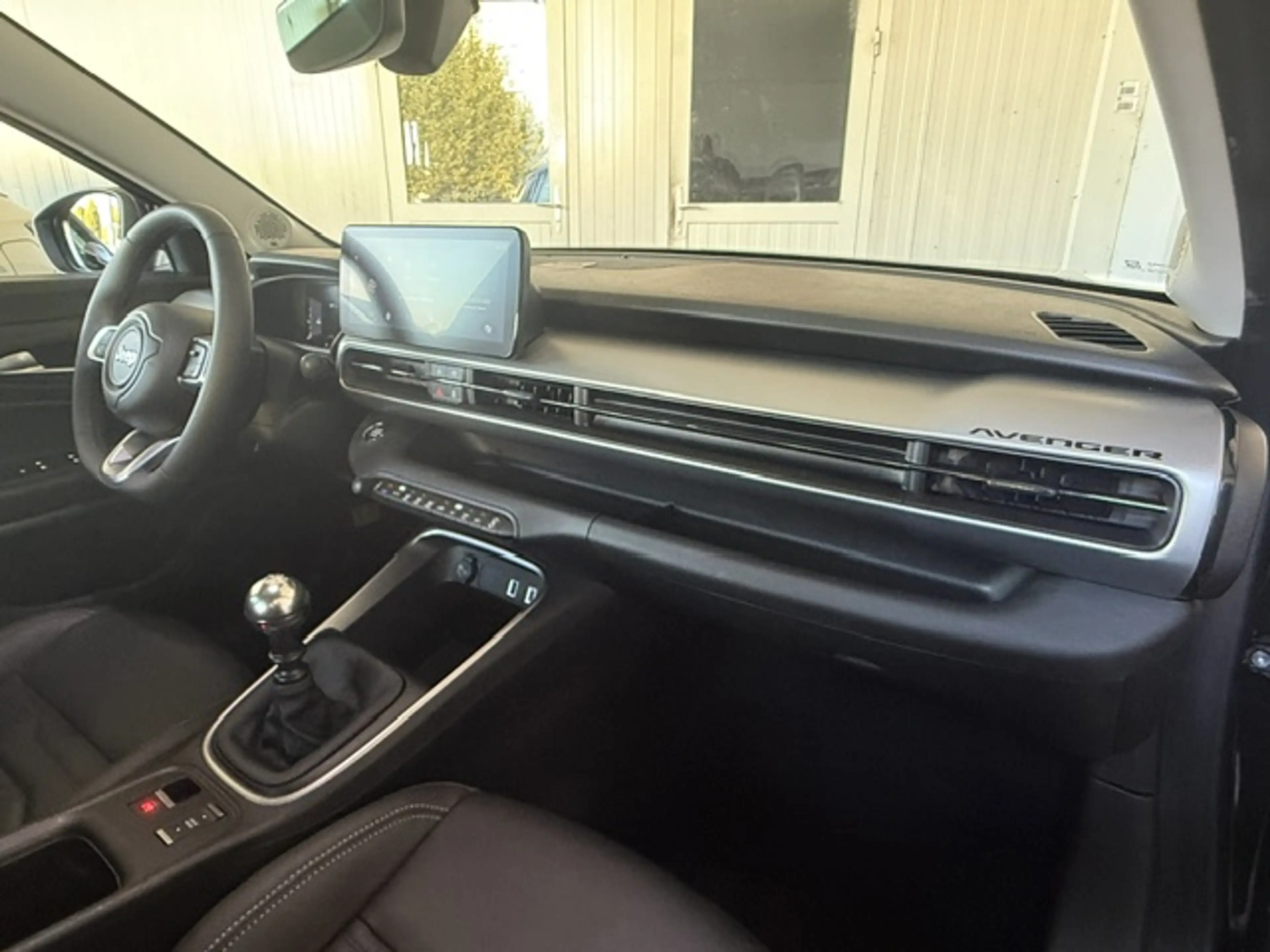 Jeep Avenger 1.2 GSE T3 Altitude *S-Dach**JBL* — photo 7